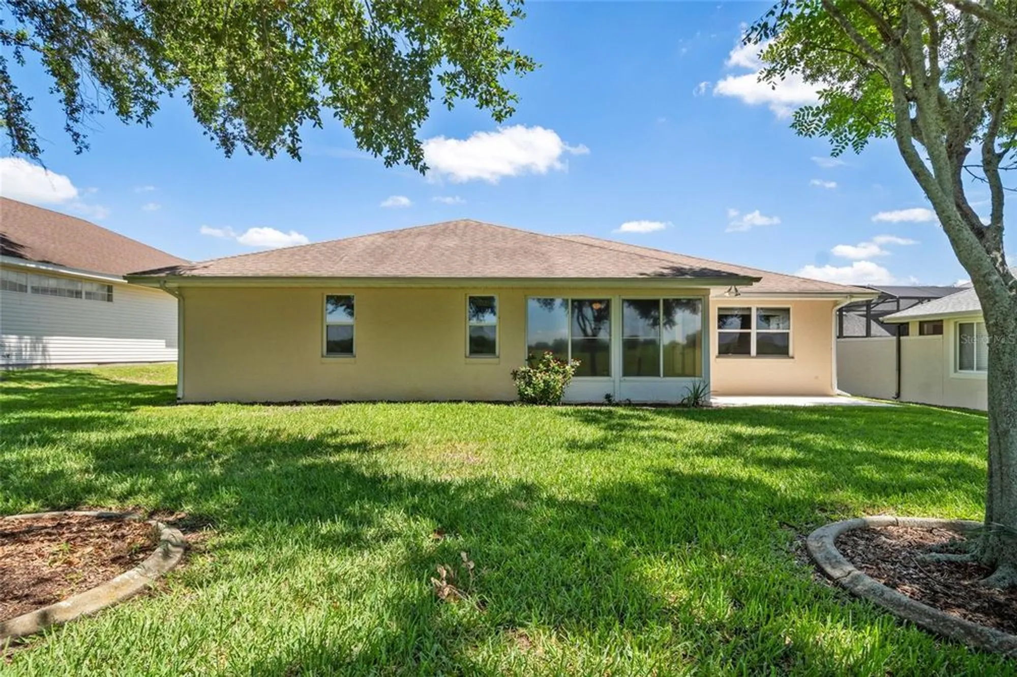 Property Slideshow image 33 of 37 | 21144 royal st georges ln, Leesburg, FL, 34748