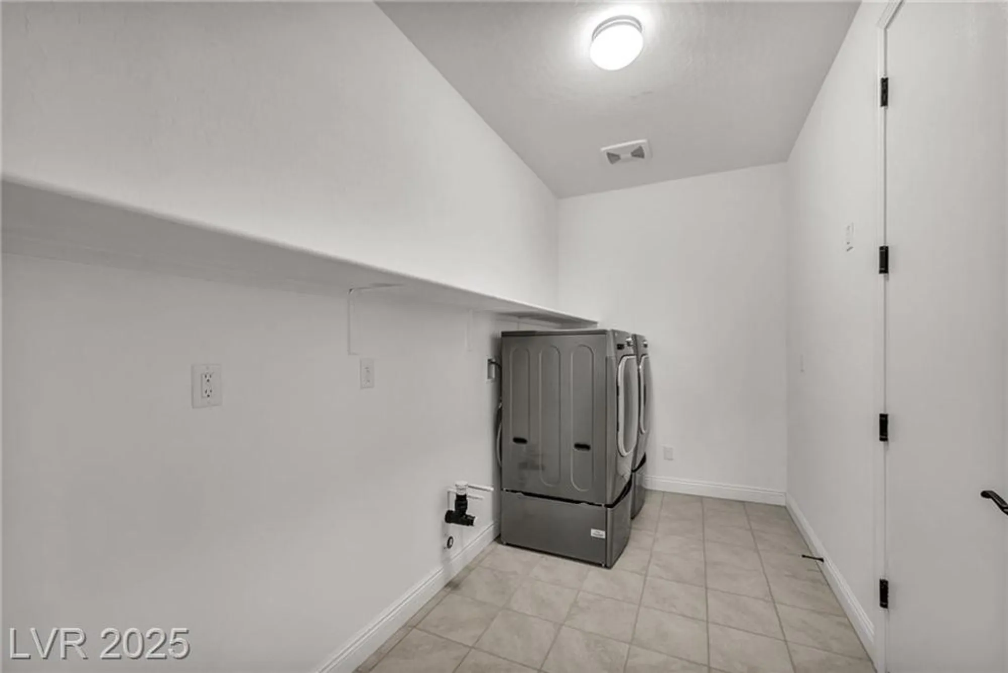 Property Slideshow image 35 of 83 | 906 majestic vw, Mesquite, NV, 89034