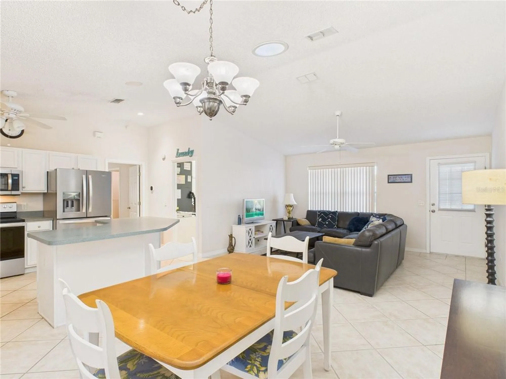 Property Slideshow image 4 of 19 | 2517 privada dr, The Villages, FL, 32162