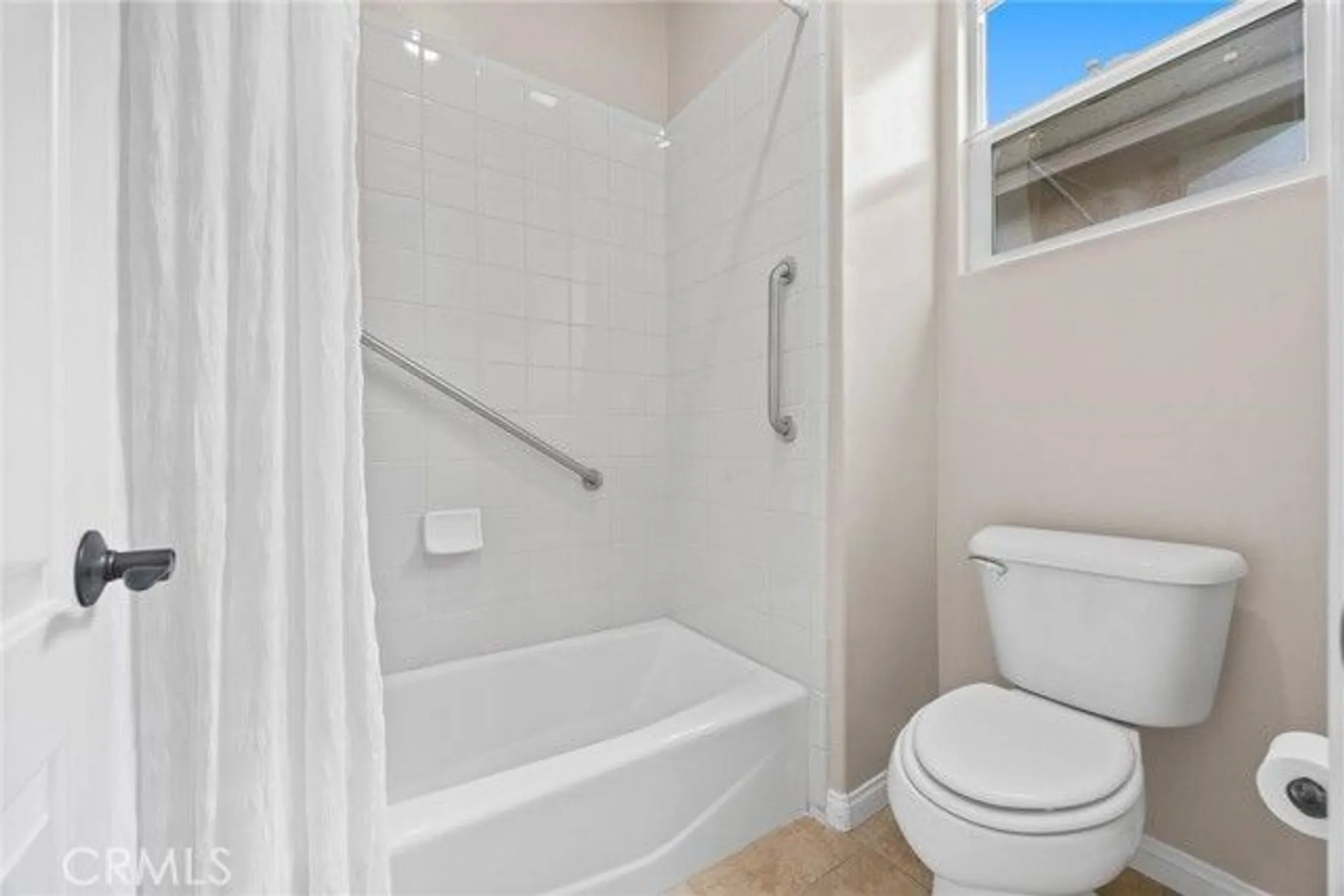 Property Slideshow image 29 of 53 | 307 coachman way, Bakersfield, CA, 93312