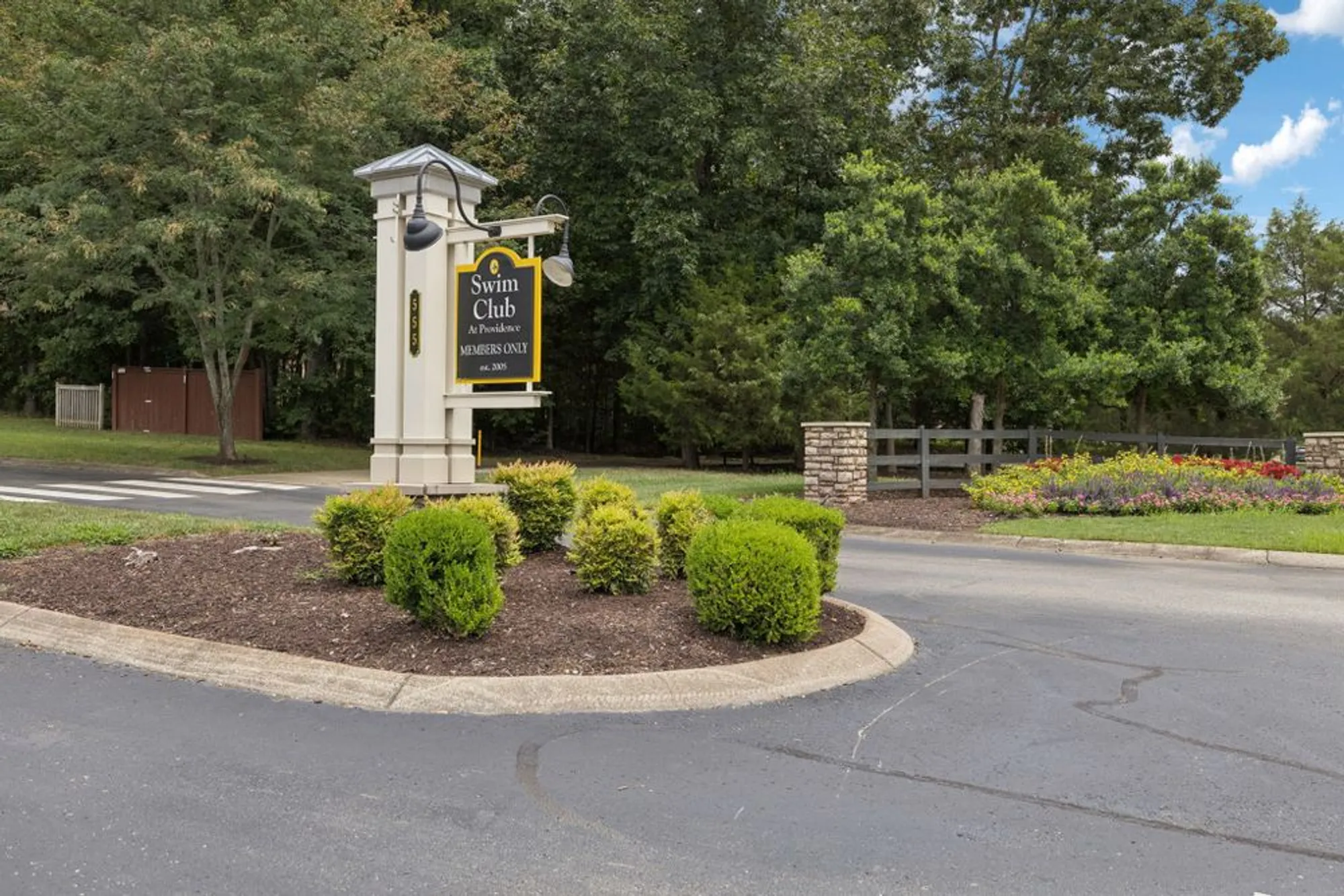 Property Slideshow image 27 of 30 | 4600 boxcroft cir, Mount Juliet, TN, 37122