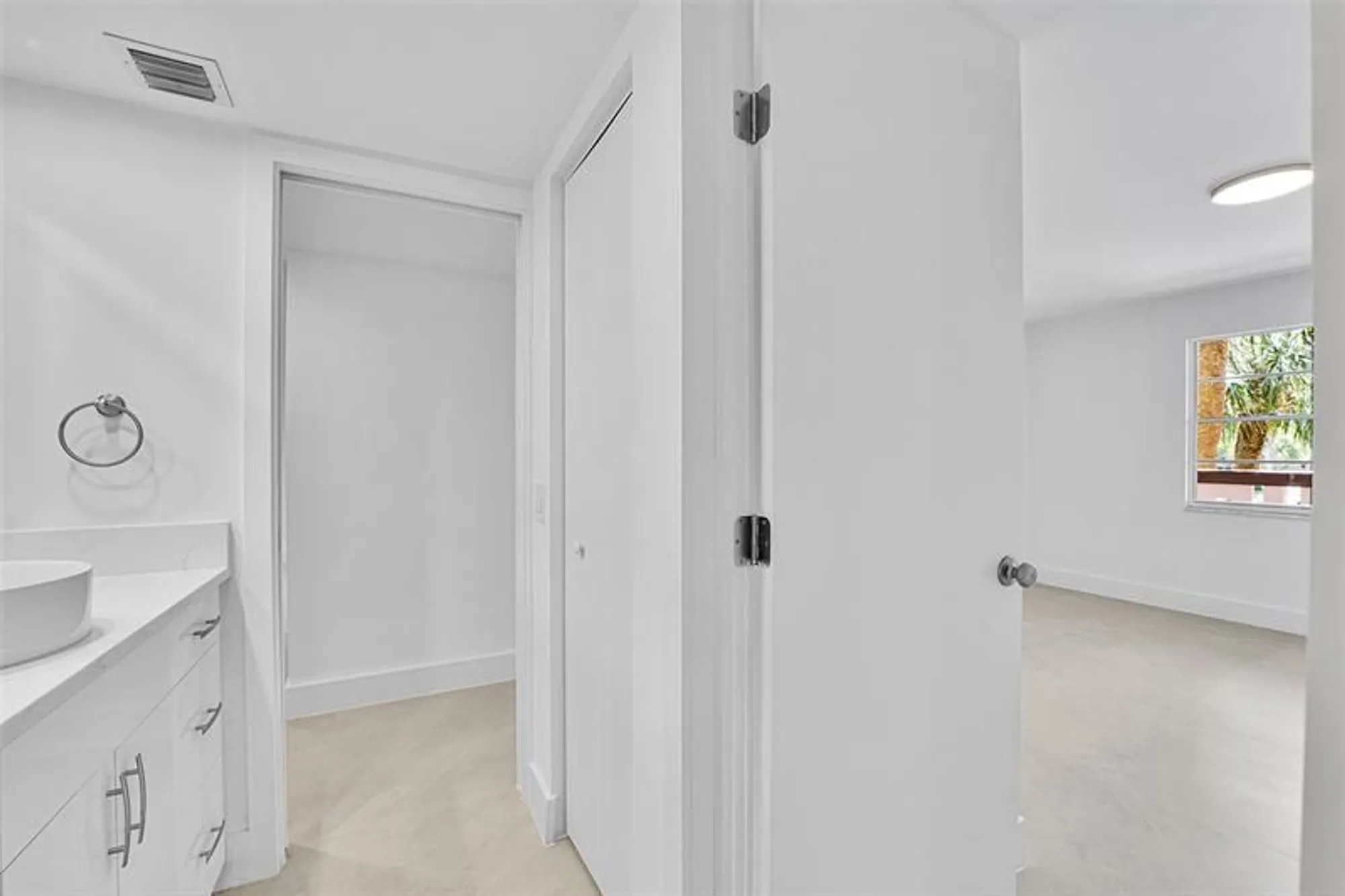 Property Slideshow image 18 of 27 | 3201 portofino pt c2, Coconut Creek, FL, 33066