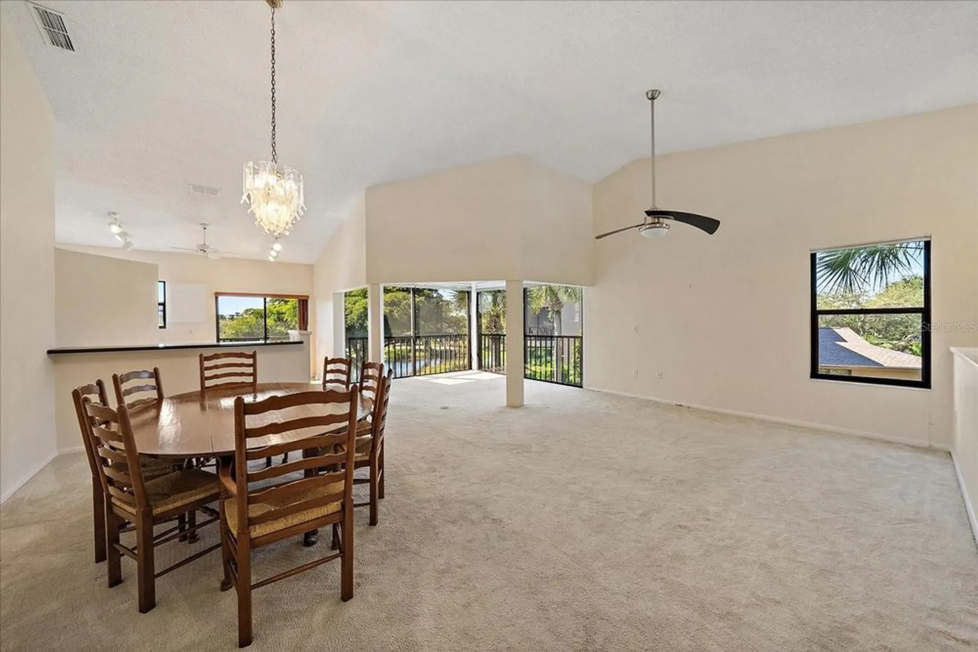 Property Slideshow image 18 of 44 | 5268 heron way 204, Sarasota, FL, 34231