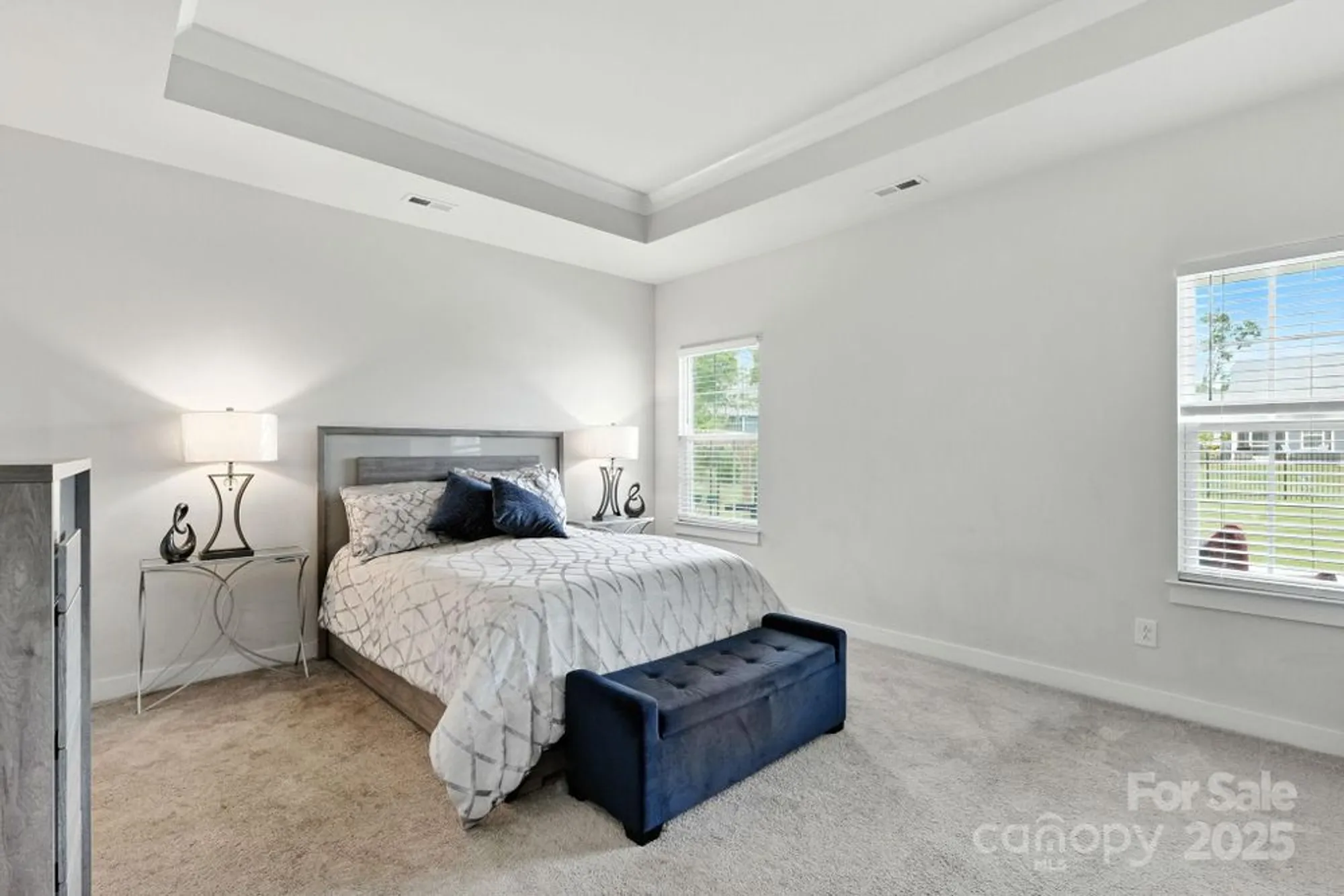 Property Slideshow image 13 of 32 | 5112 larewood dr, Charlotte, NC, 28215