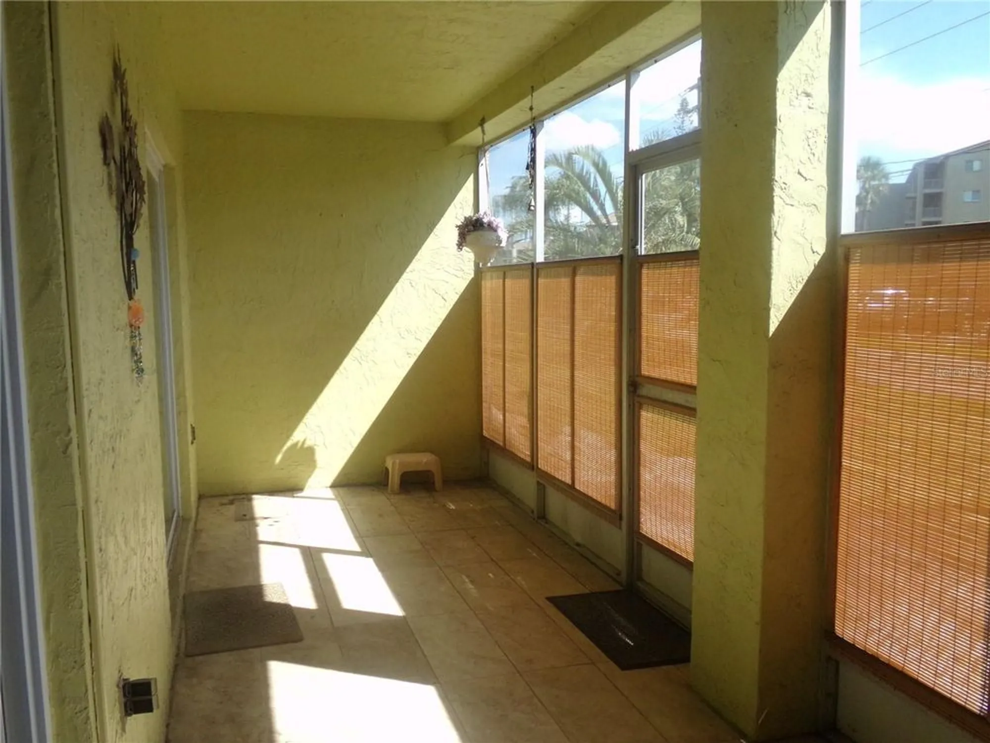 Property Slideshow image 29 of 33 | 4111 heron way # 103, Bradenton, FL, 34205