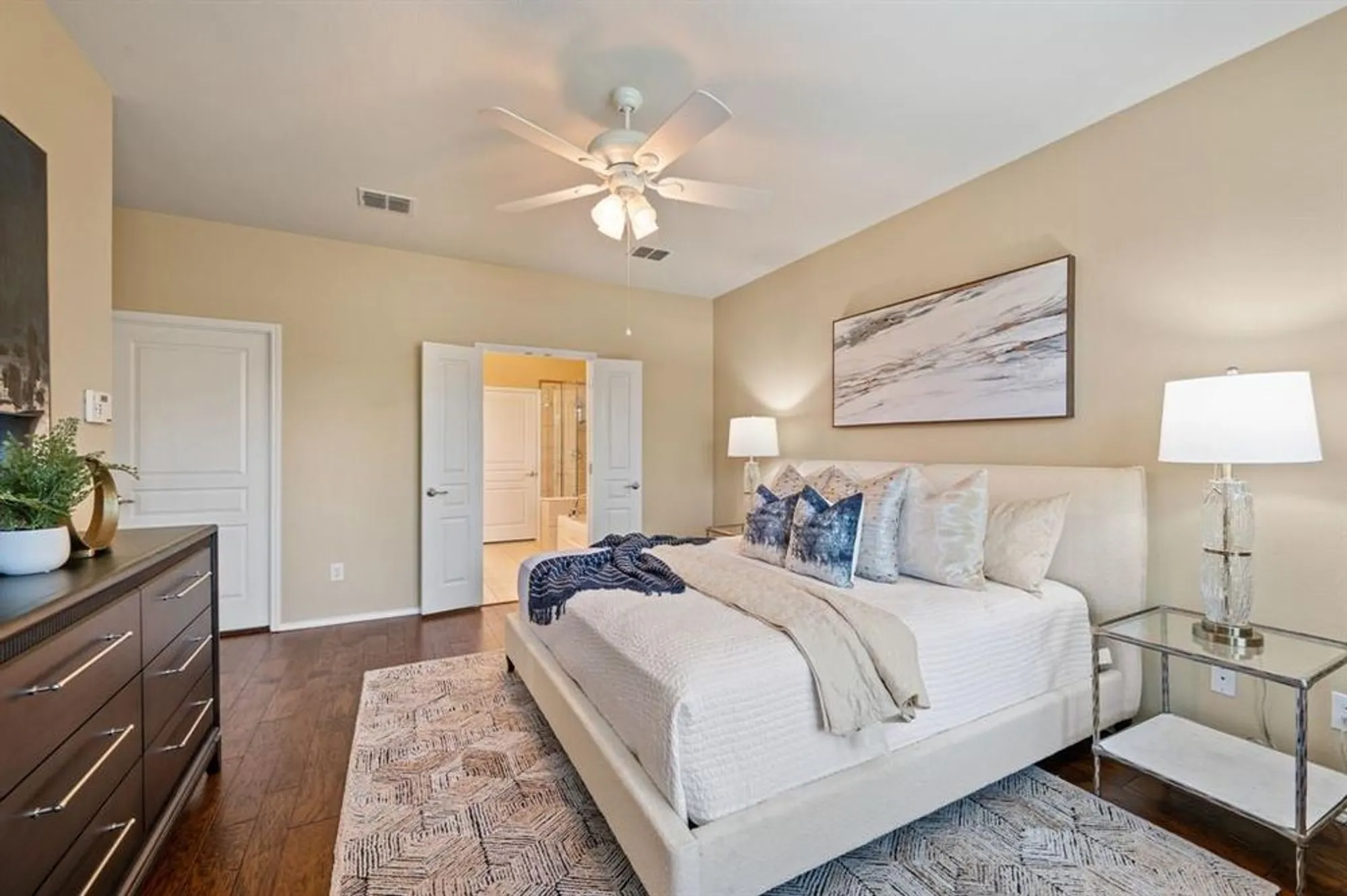 Property Slideshow image 18 of 39 | 7356 pasatiempo dr, Frisco, TX, 75036