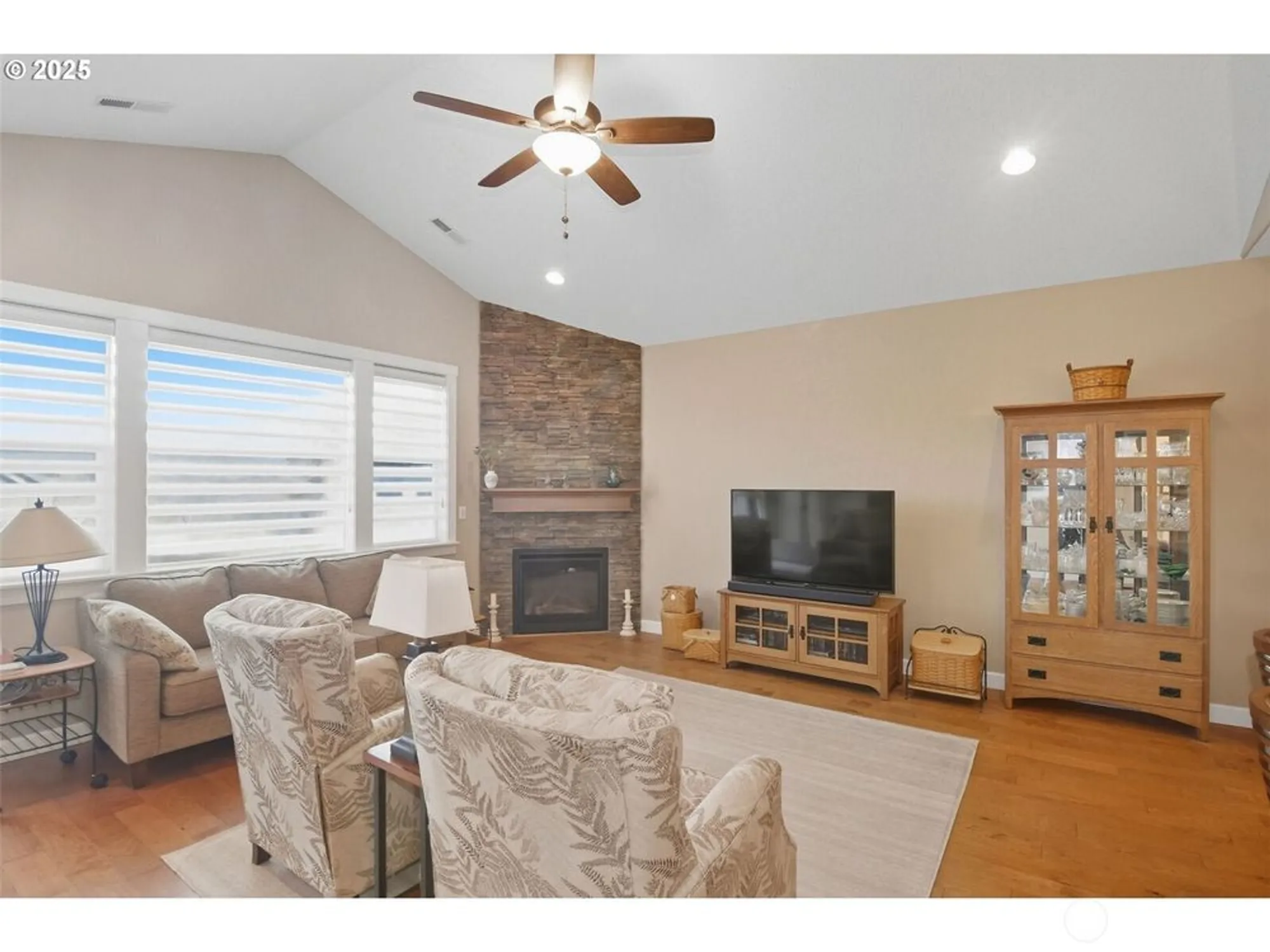 Property Slideshow image 10 of 40 | 1618 ne 174th st, Ridgefield, WA, 98642