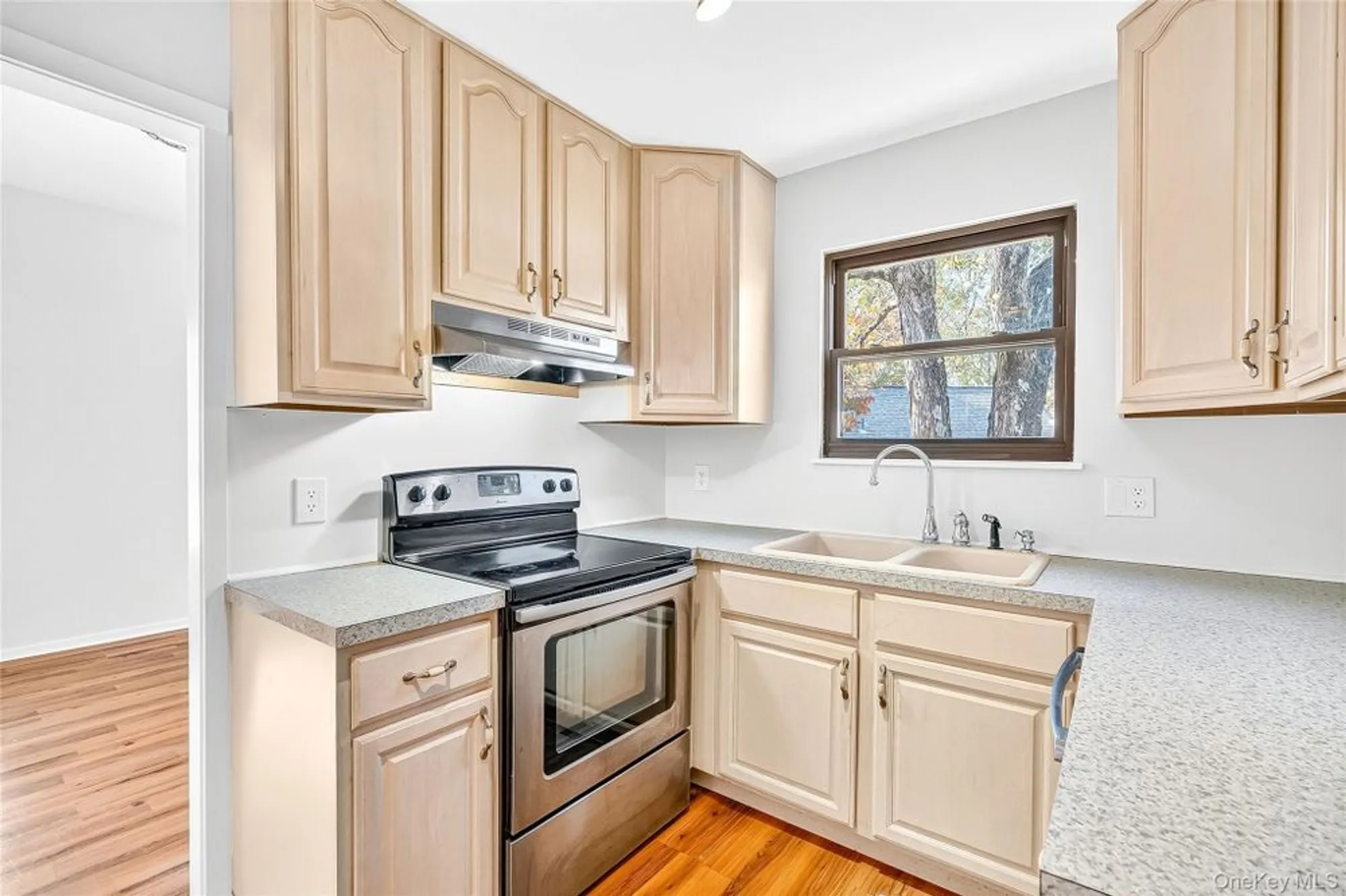 Property Slideshow image 21 of 44 | 137 heritage hls # b b, Somers, NY, 10589