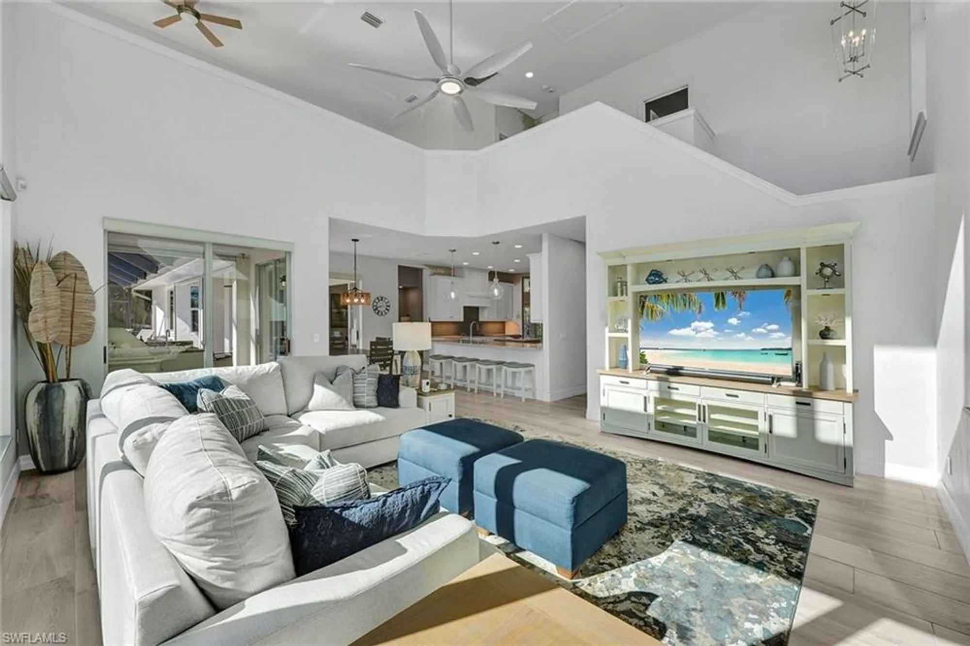 Property Slideshow image 28 of 50 | 25011 goldcrest dr, Bonita Springs, FL, 34134