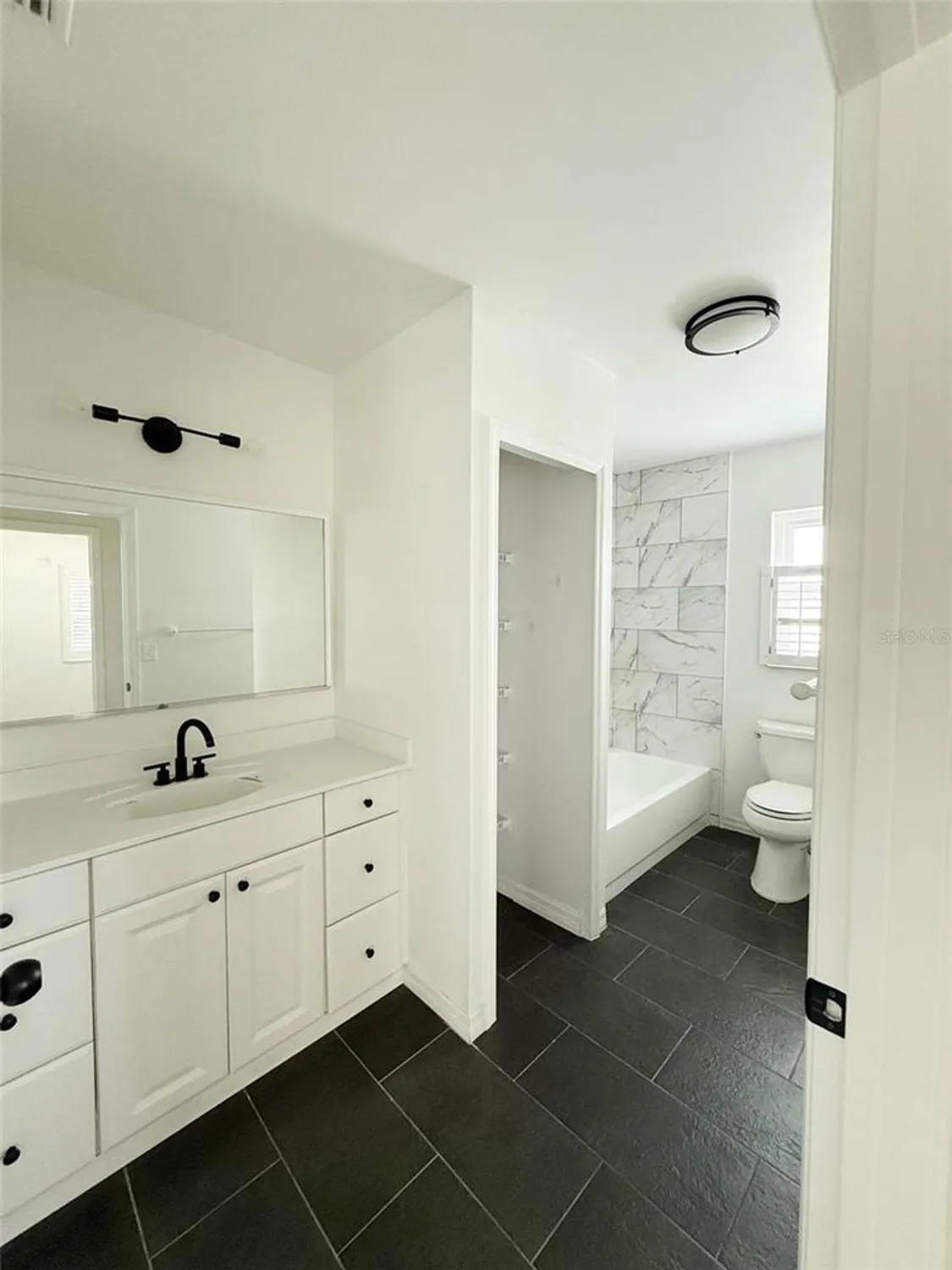 Property Slideshow image 8 of 17 | 1618 bentwood dr, Sun City Center, FL, 33573