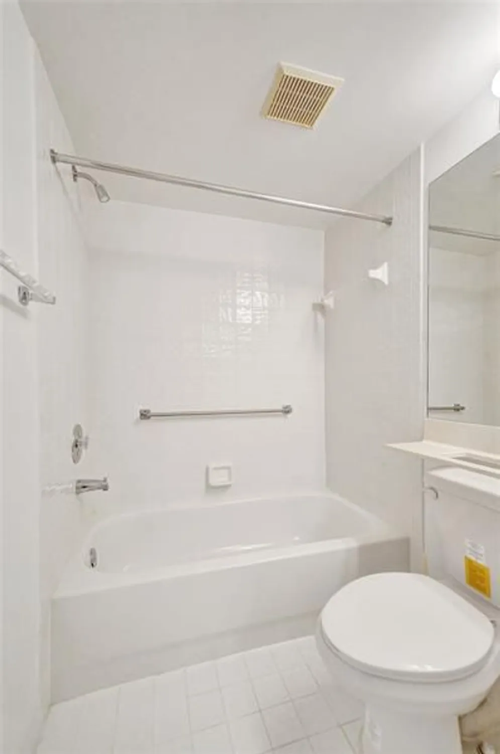 Property Slideshow image 46 of 69 | 9563 weldon cir apt d212, Fort Lauderdale, FL, 33321