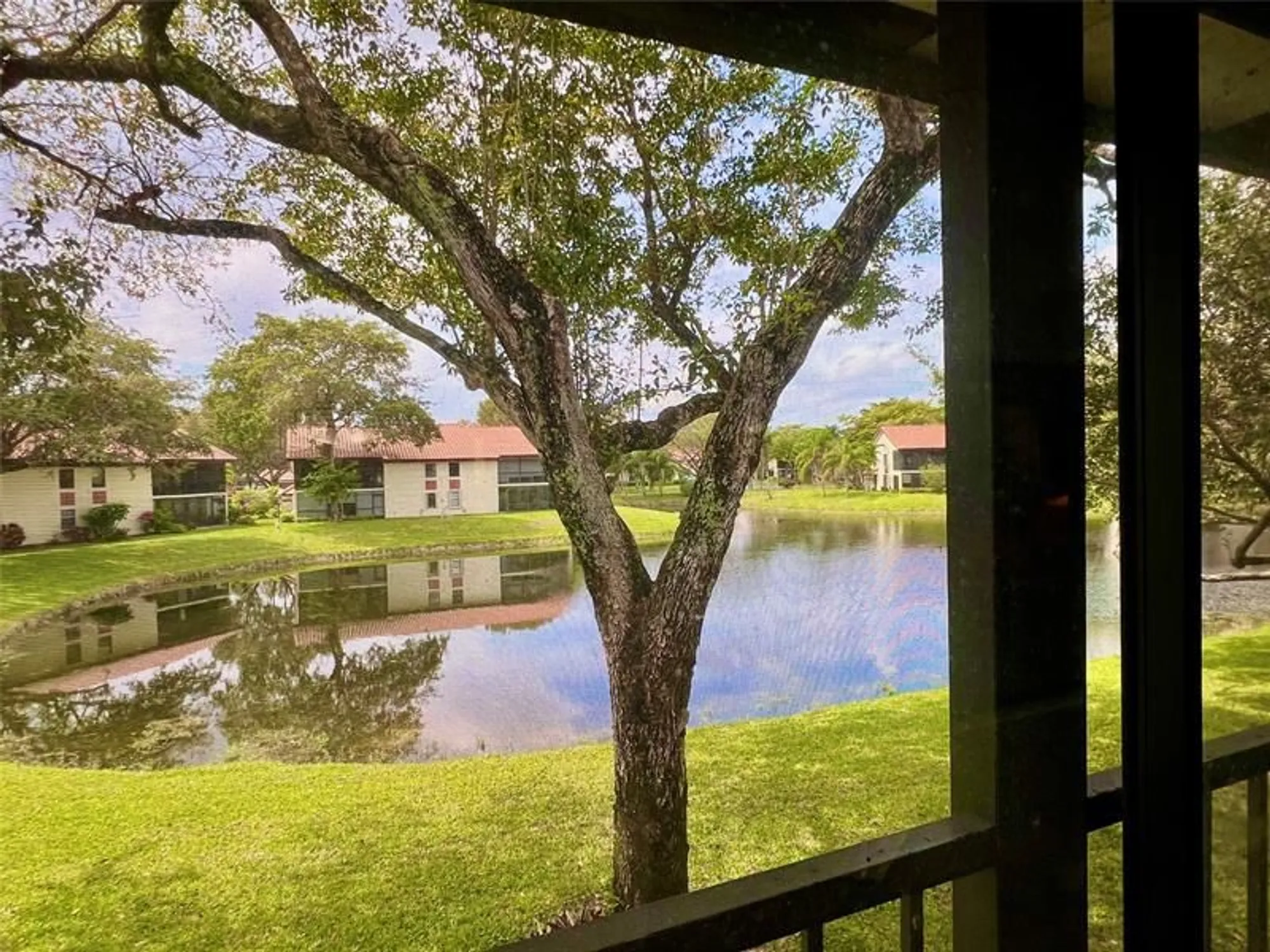 Property Slideshow image 31 of 50 | 10851 palm lake ave 201, Boynton Beach, FL, 33437