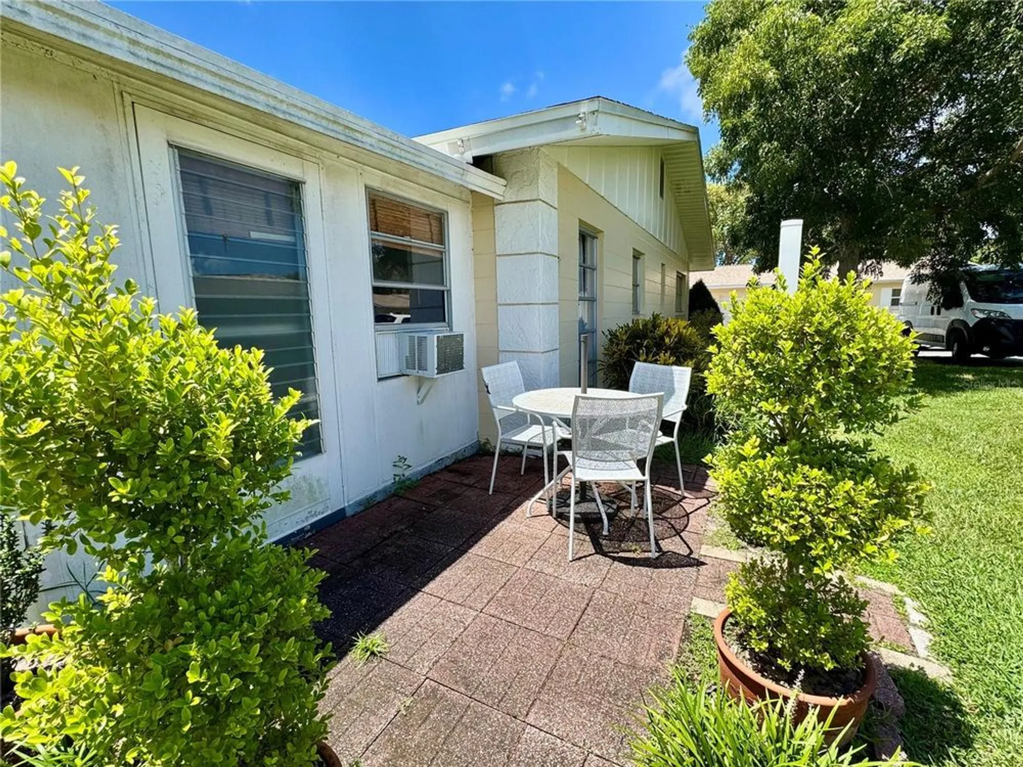 Property Slideshow image 20 of 20 | 857 cambridge ct, Dunedin, FL, 34698