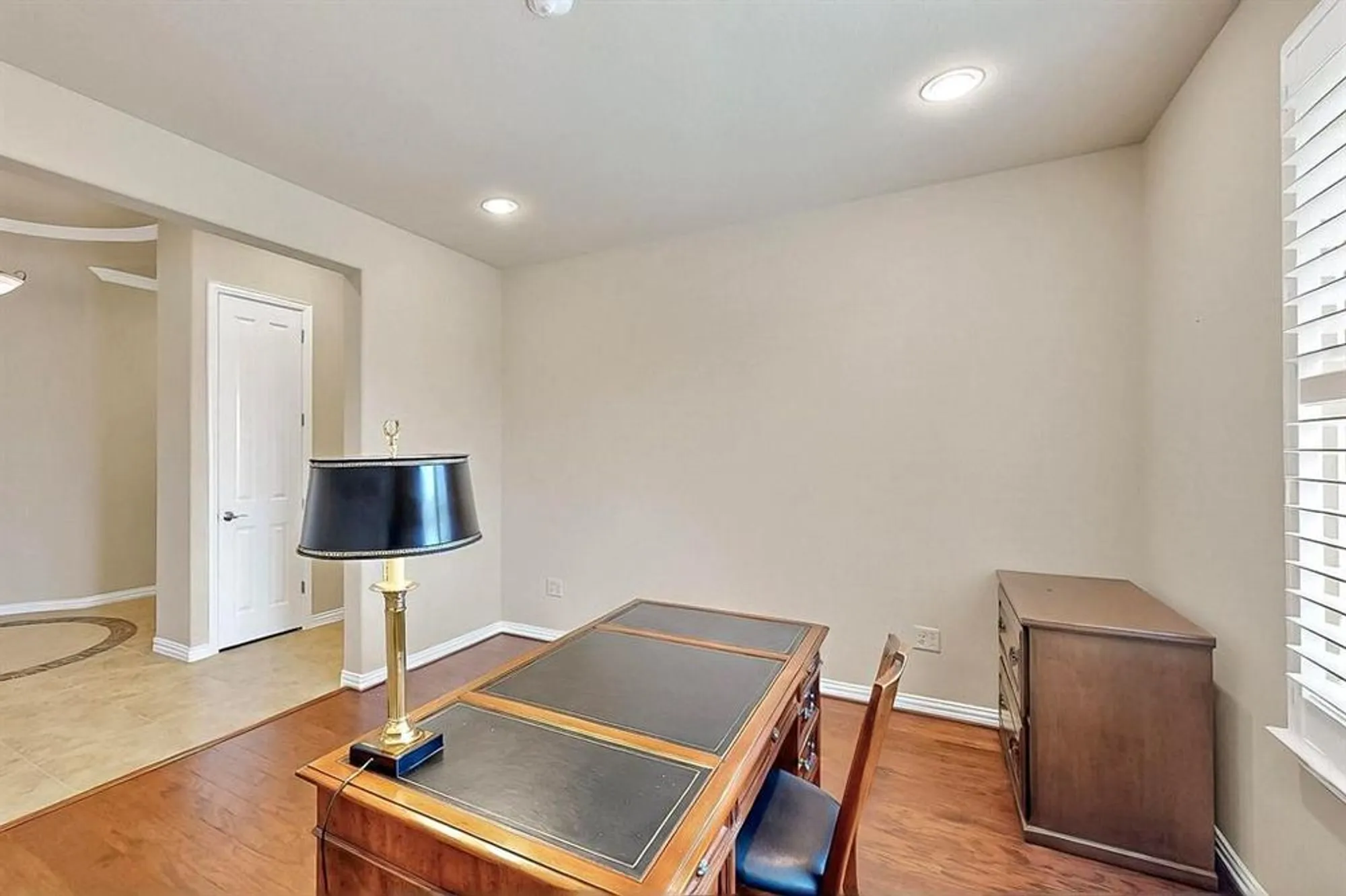 Property Slideshow image 32 of 38 | 11908 glenbrook st, Denton, TX, 76207