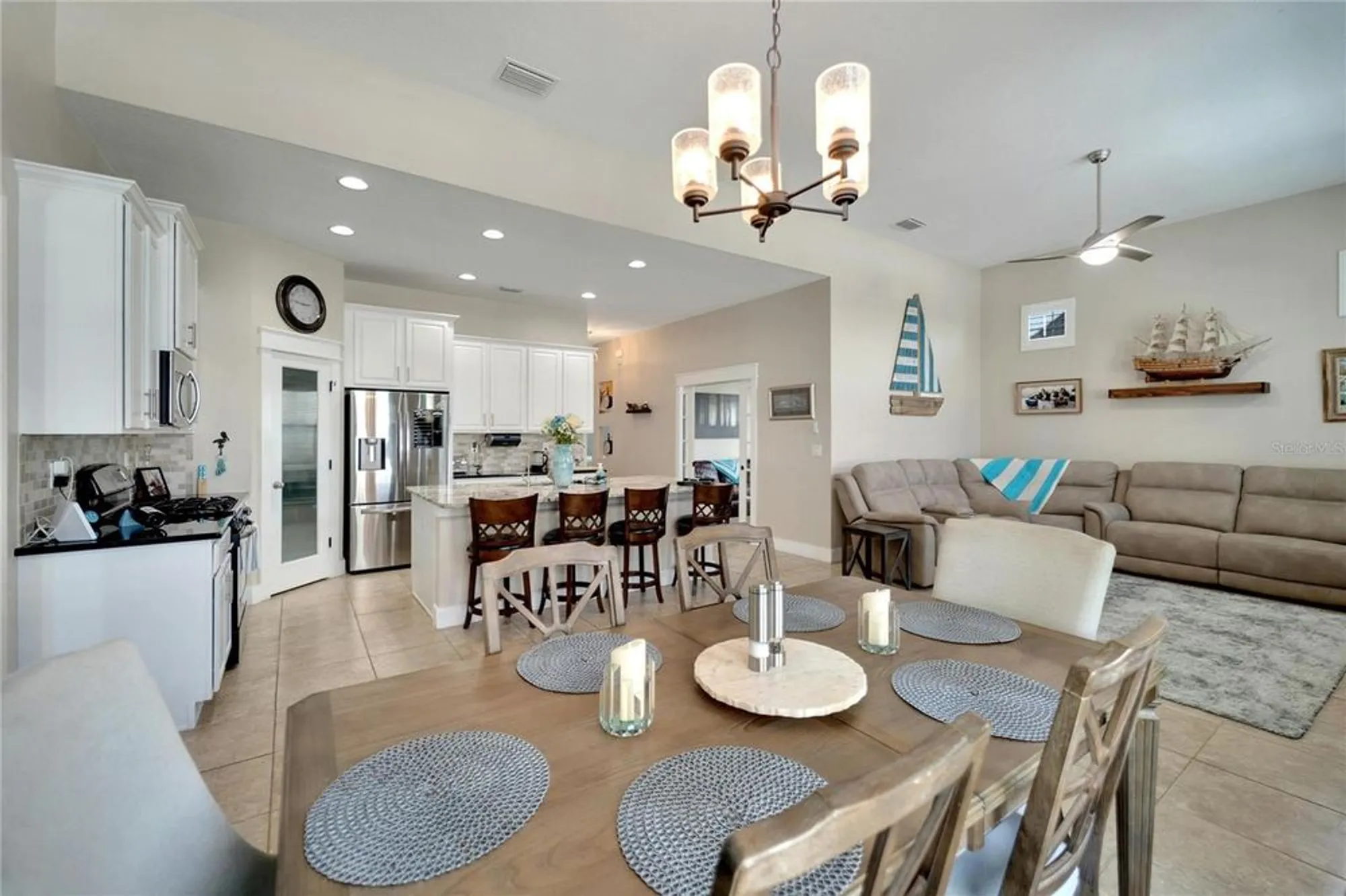 Property Slideshow image 21 of 60 | 527 manns harbor dr, Apollo Beach, FL, 33572