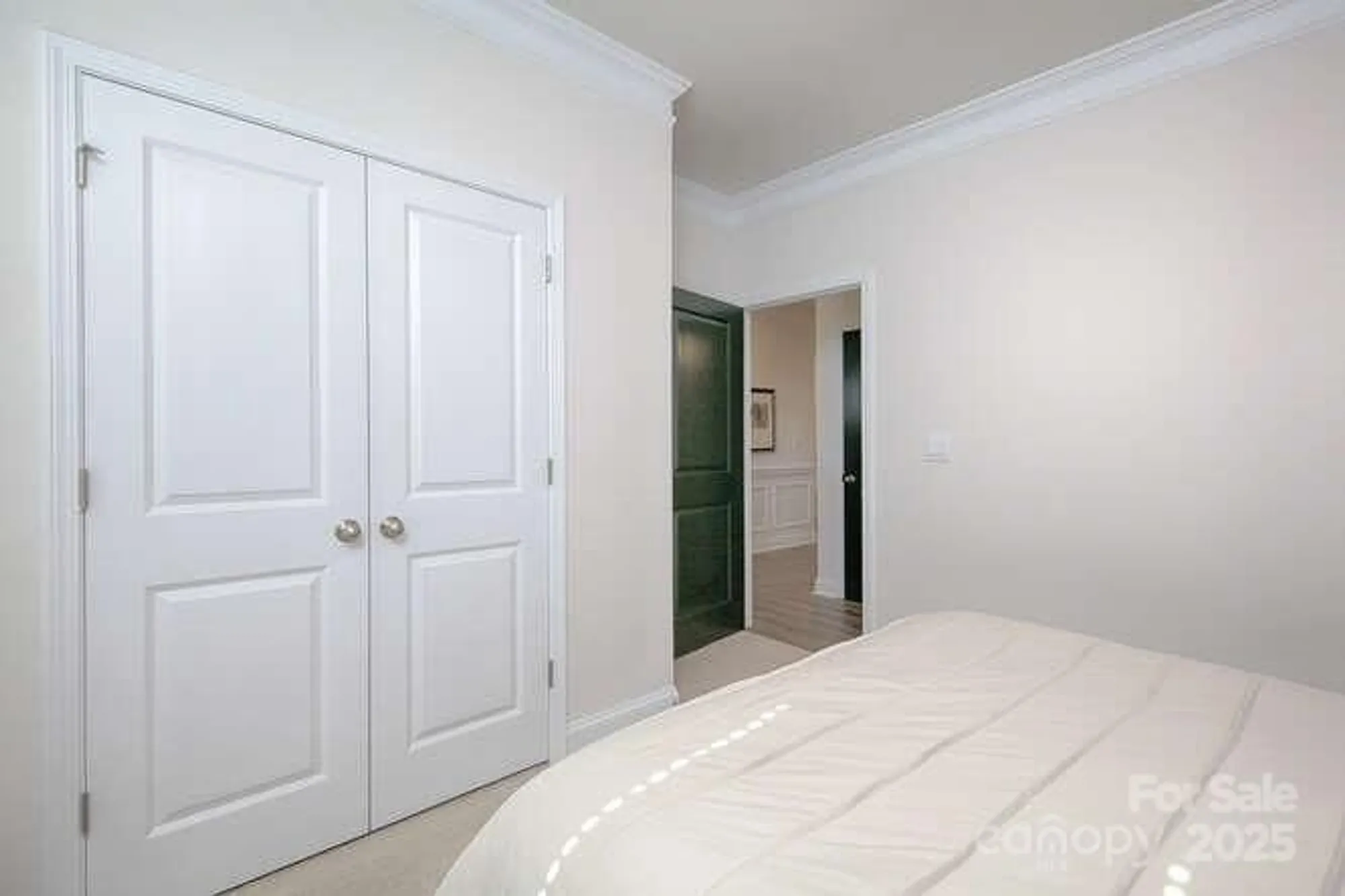 Property Slideshow image 33 of 47 | 4245 millstream rd, Denver, NC, 28037