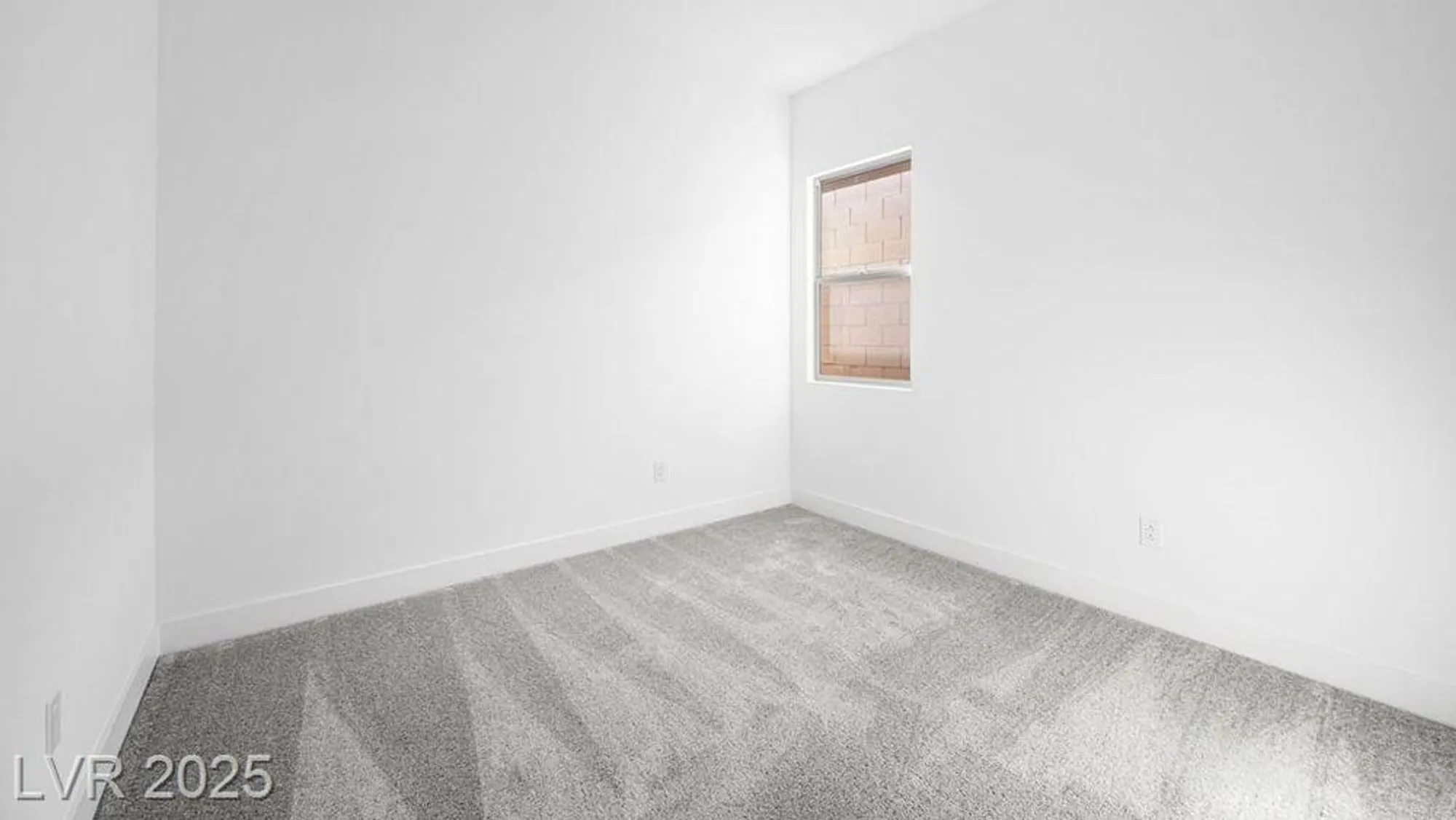 Property Slideshow image 27 of 43 | 226 piazzetta dr, Henderson, NV, 89011