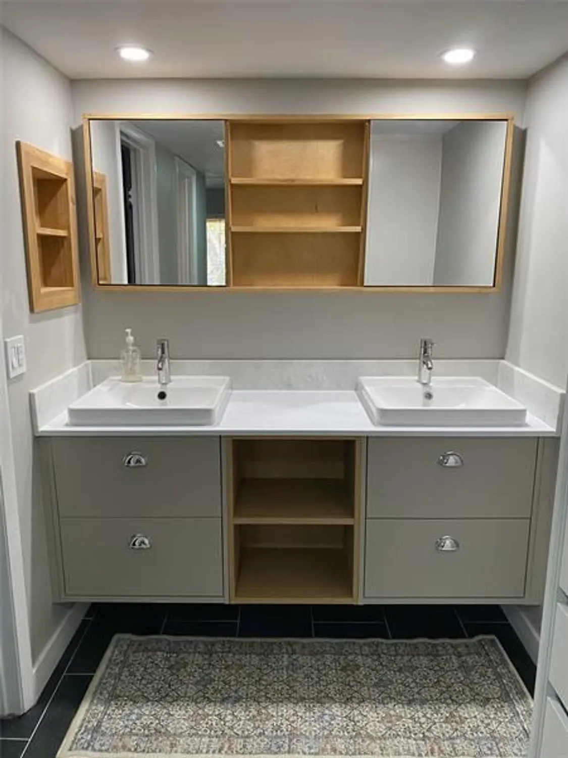 Property Slideshow image 9 of 17 | 11231 green lake dr 202, Boynton Beach, FL, 33437