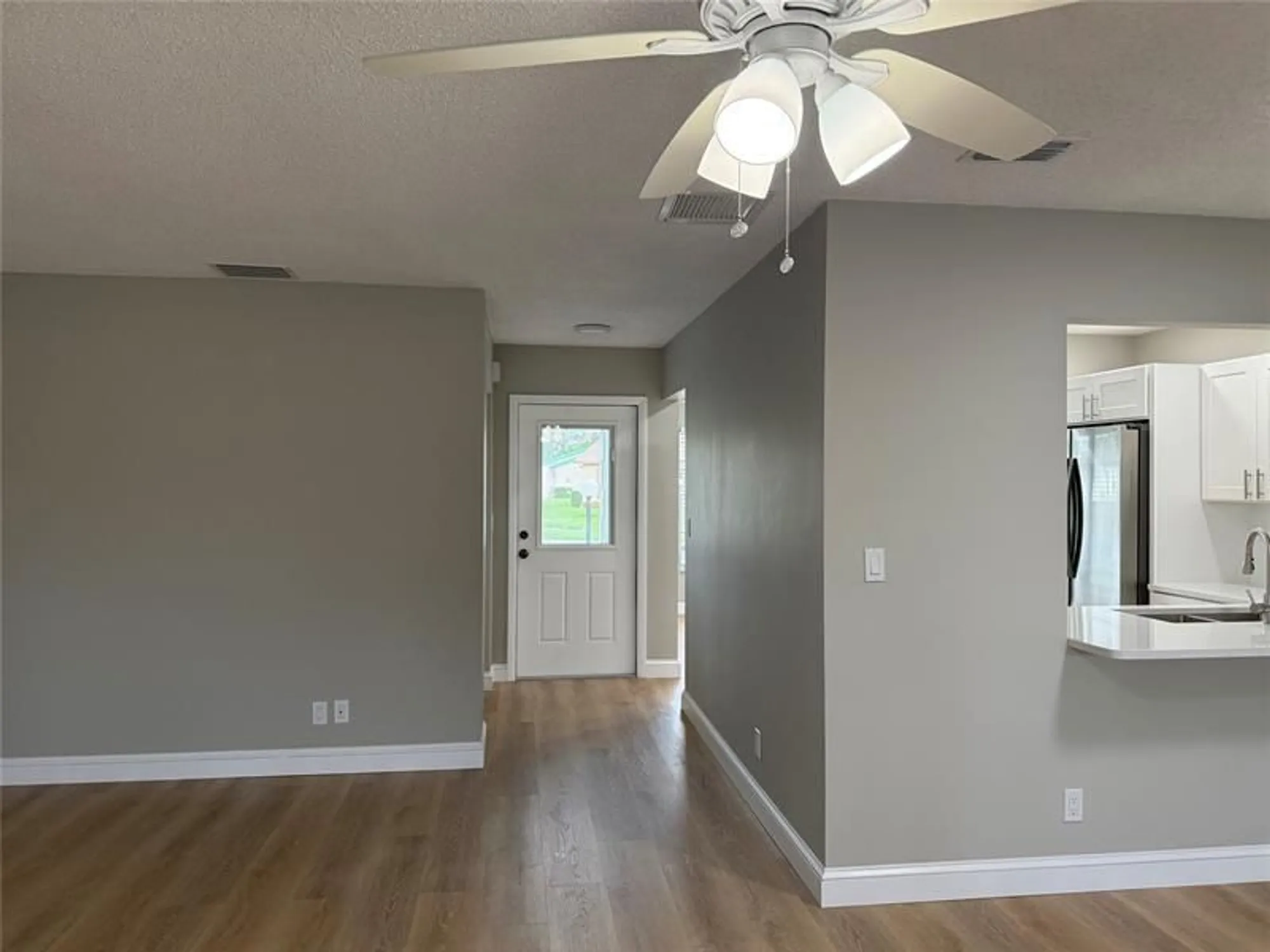 Property Slideshow image 9 of 20 | 6111 rainbow cir, Greenacres, FL, 33463