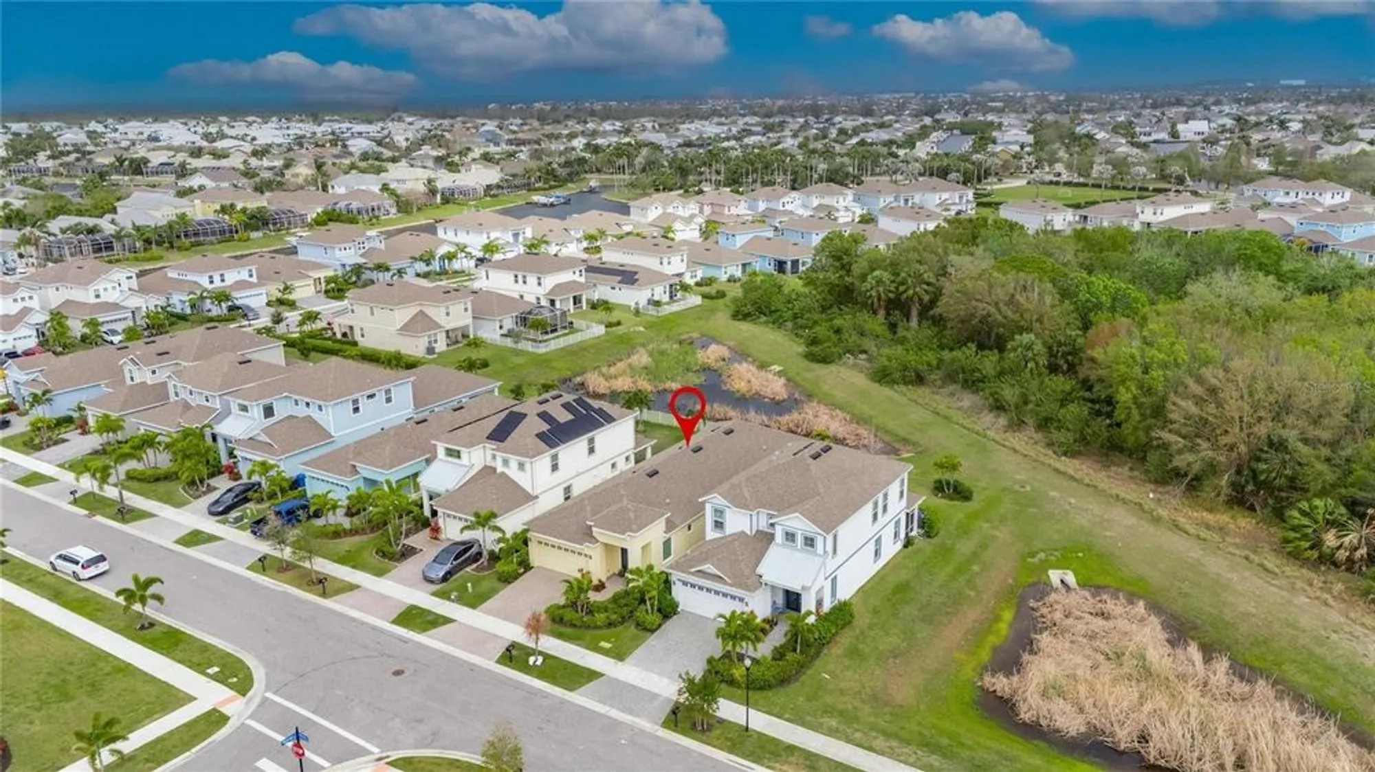 Property Slideshow image 67 of 87 | 407 sandsend ct, Apollo Beach, FL, 33572