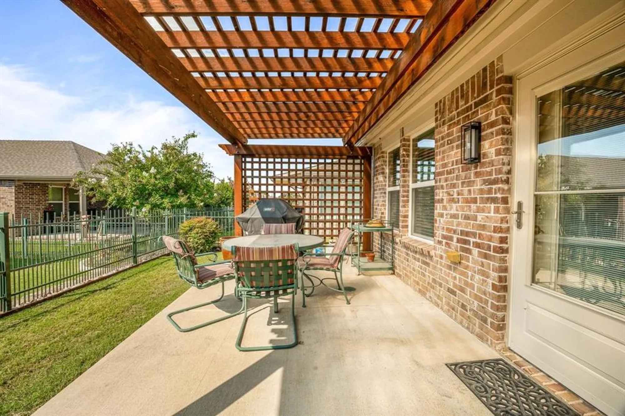 Property Slideshow image 23 of 33 | 3083 oyster bay dr, Frisco, TX, 75036