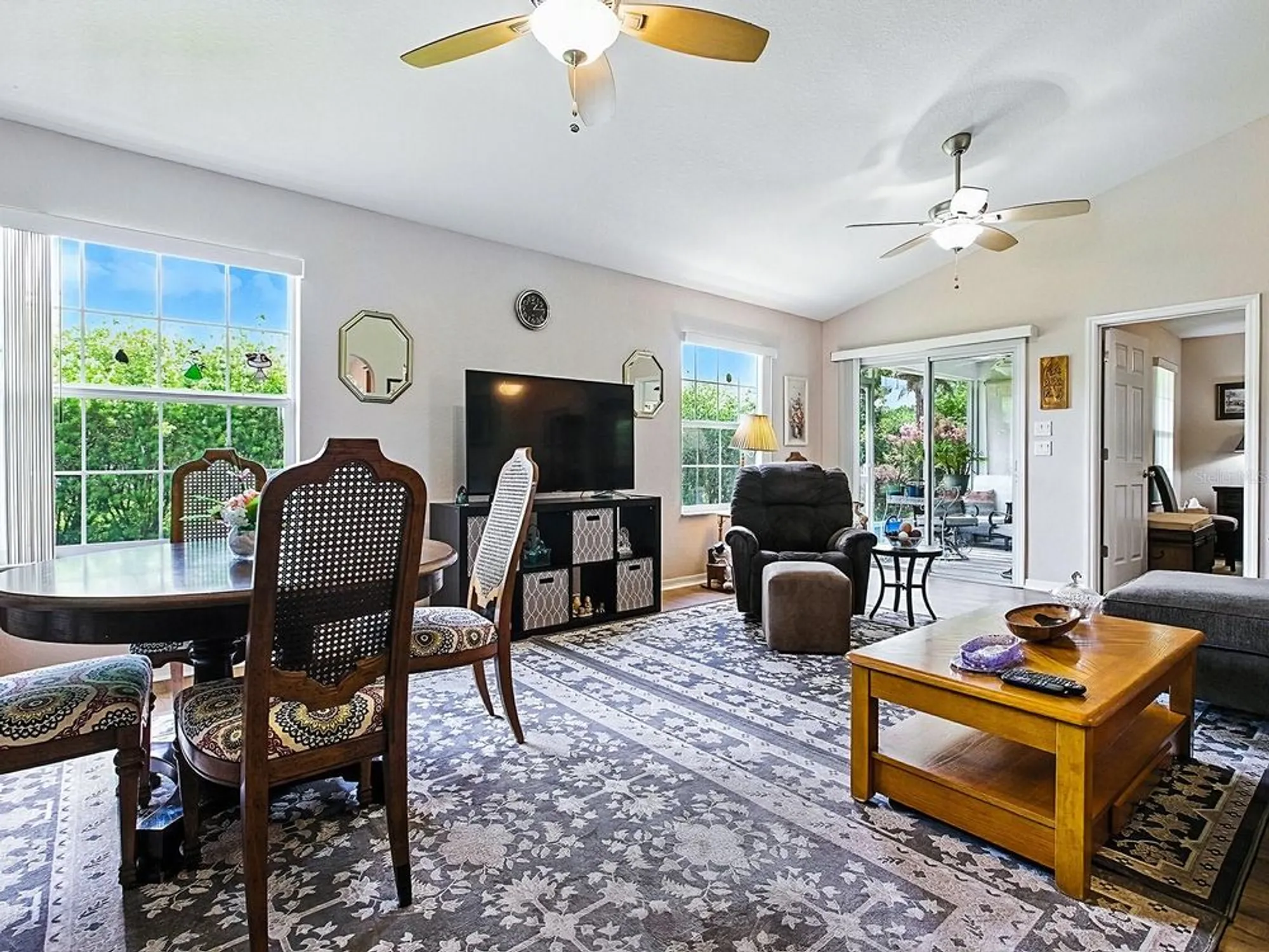 Property Slideshow image 11 of 100 | 10952 se 169th pl, Summerfield, FL, 34491