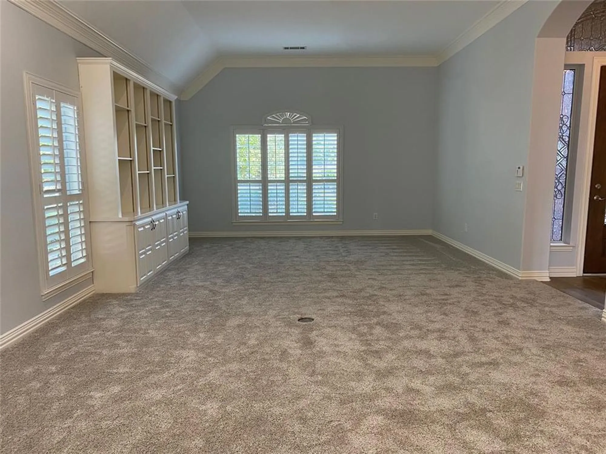 Property Slideshow image 5 of 24 | 9909 grandview dr, Denton, TX, 76207