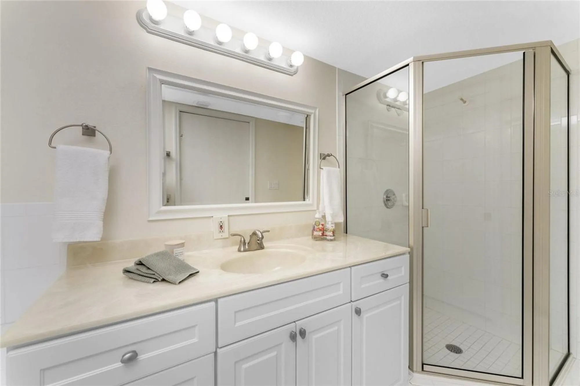 Property Slideshow image 29 of 42 | 3021 matecumbe key rd apt 4, Punta Gorda, FL, 33955