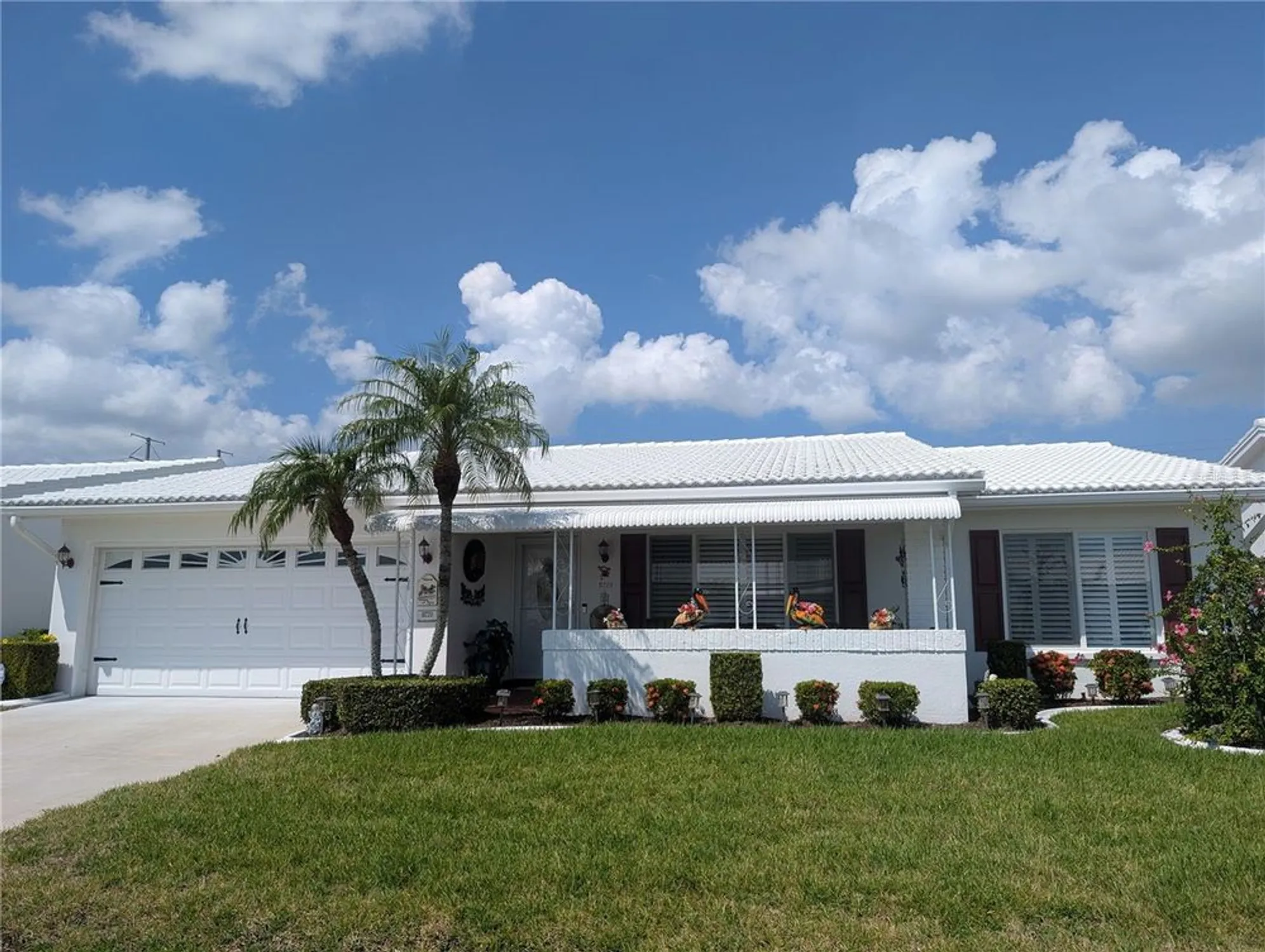 Property Slideshow image 1 of 55 | 9220 36th way n # 6, Pinellas Park, FL, 33782