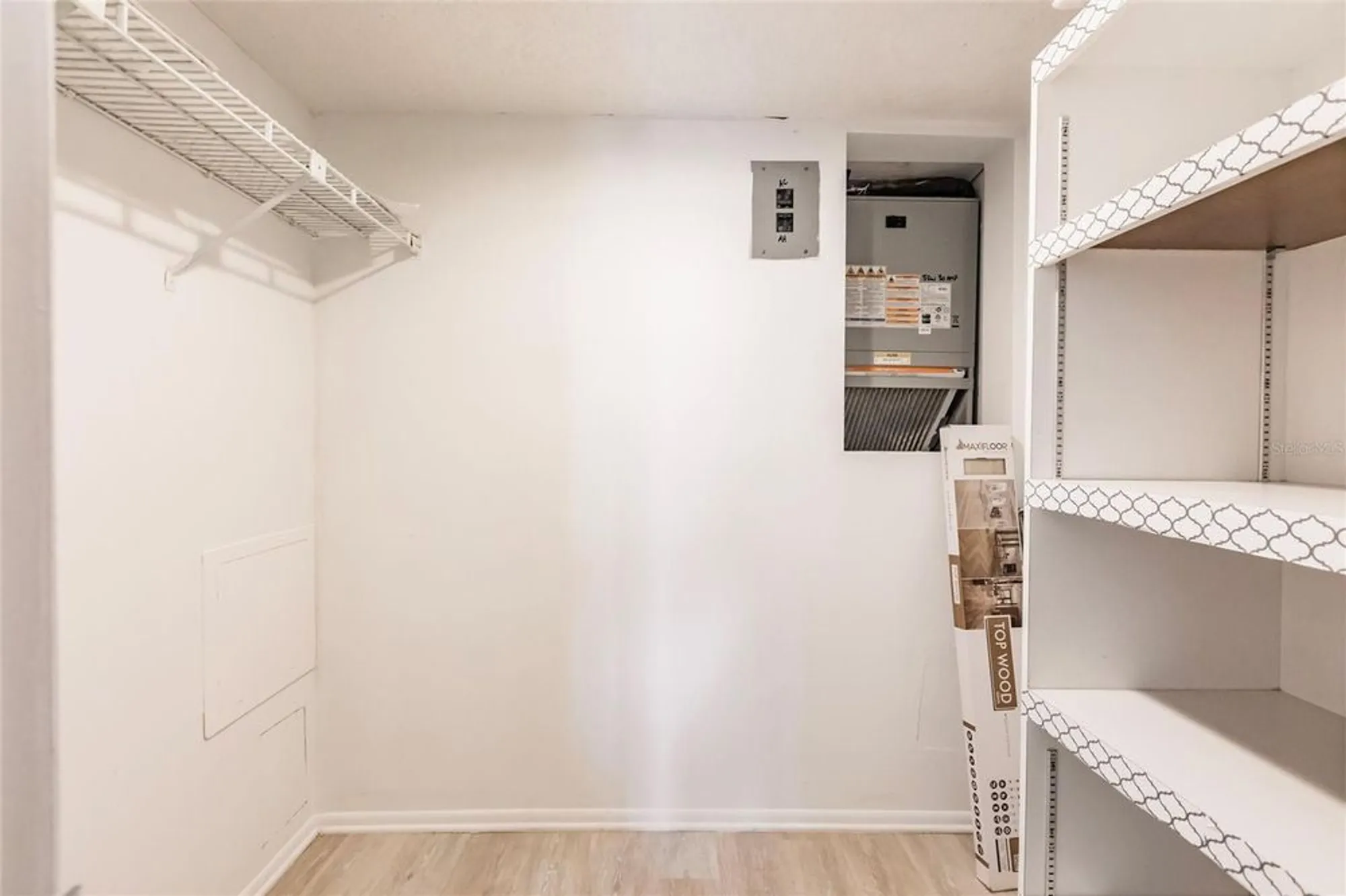 Property Slideshow image 20 of 64 | 3635 lake bayshore dr j-410, Bradenton, FL, 34205