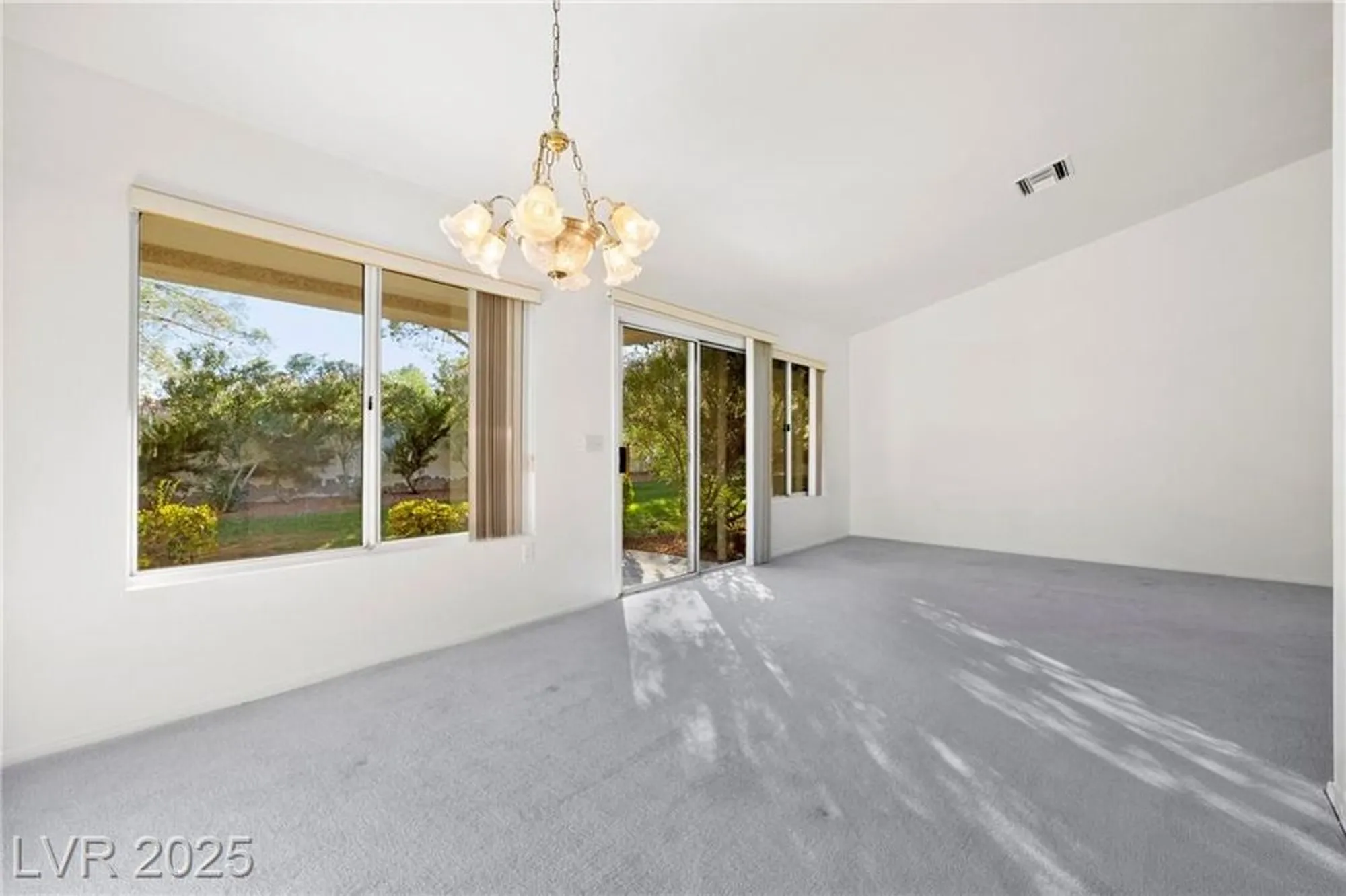 Property Slideshow image 8 of 44 | 8701 millsboro dr, Las Vegas, NV, 89134