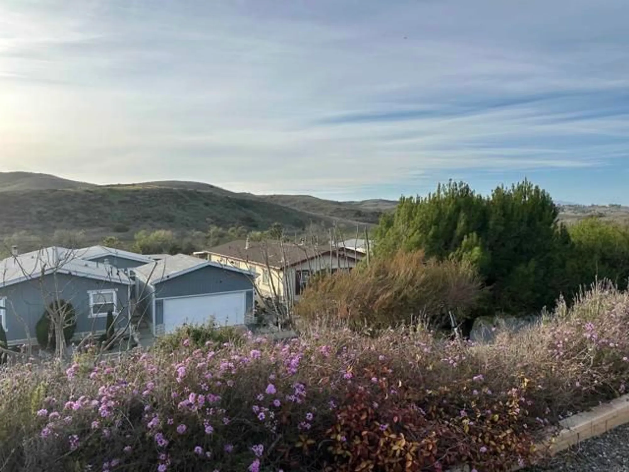 Property Slideshow image 5 of 36 | 1477 salem ct, Oceanside, CA, 92057