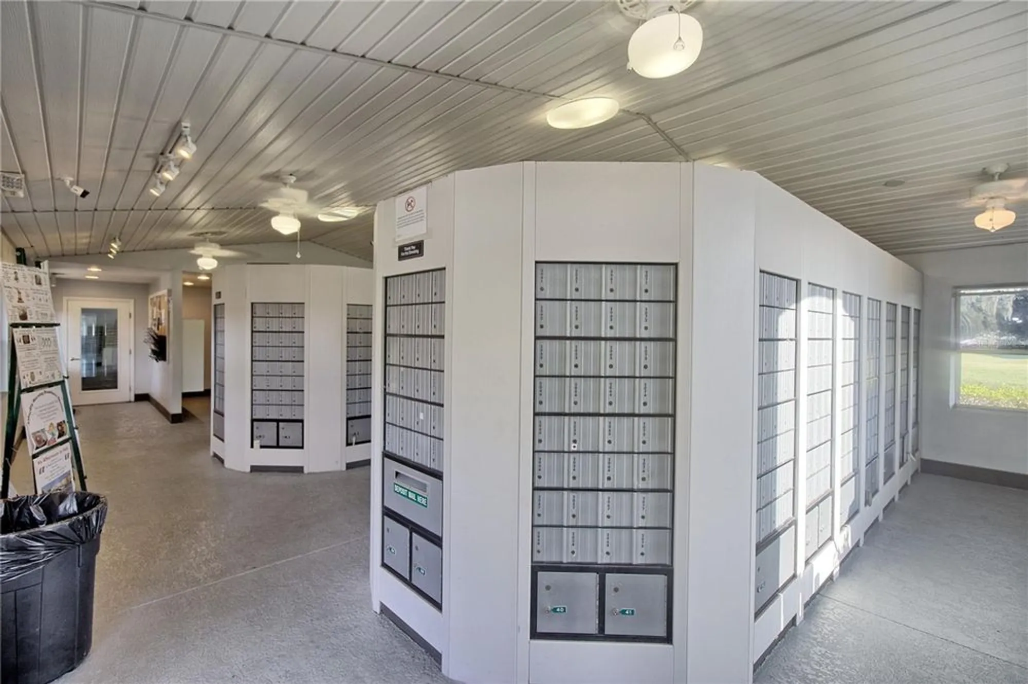 Property Slideshow image 66 of 77 | 32942 rambling oaks ct, Leesburg, FL, 34748