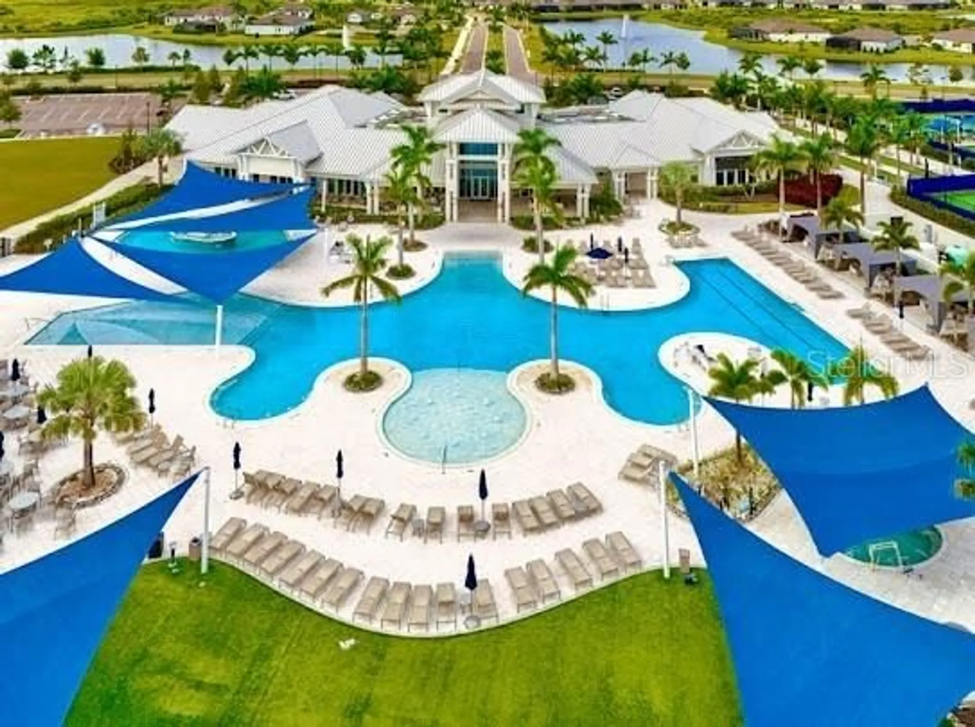 Property Slideshow image 58 of 87 | 9421 shorebird ct, Parrish, FL, 34219