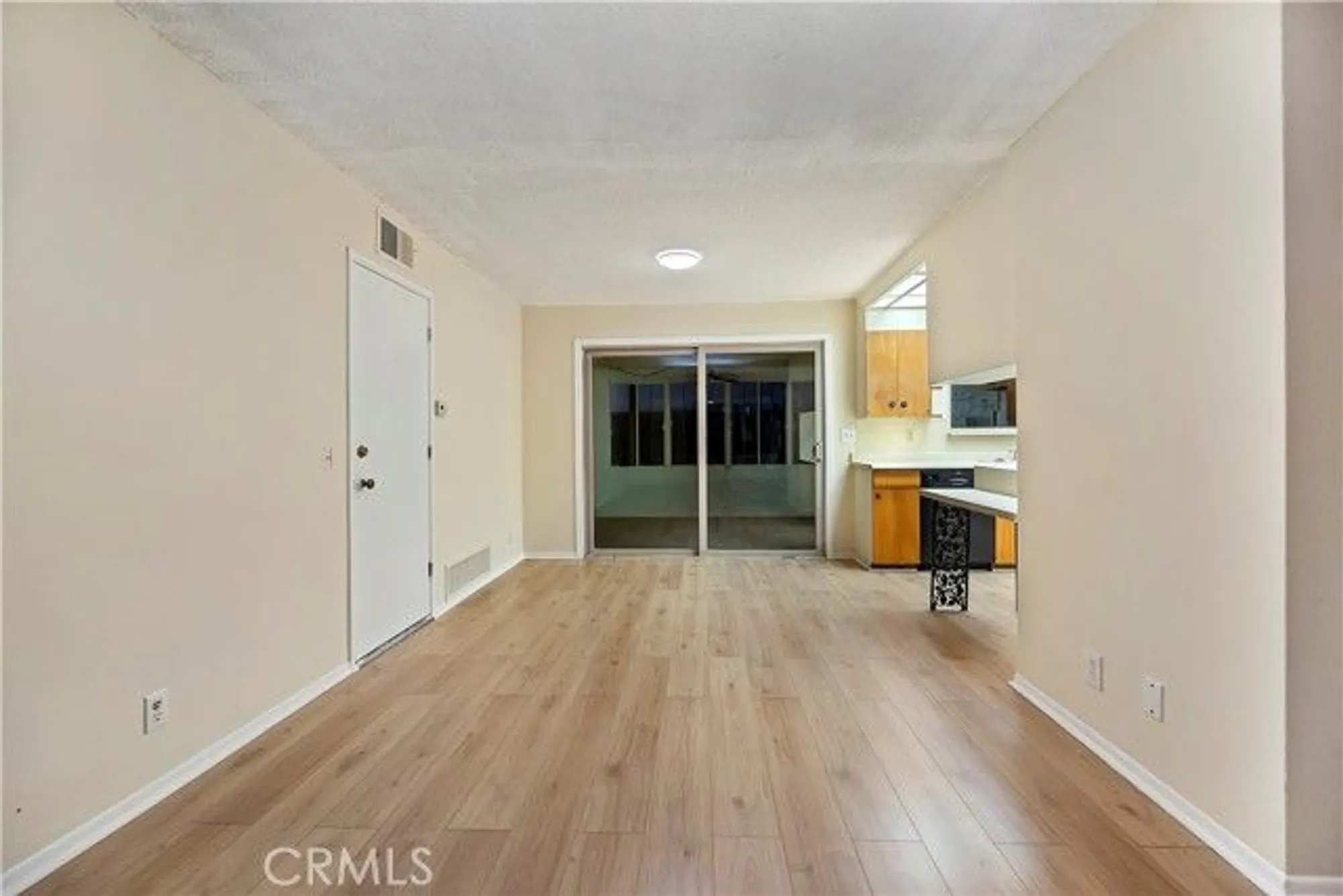 Property Slideshow image 11 of 20 | 1560 amberwood dr, Hemet, CA, 92543