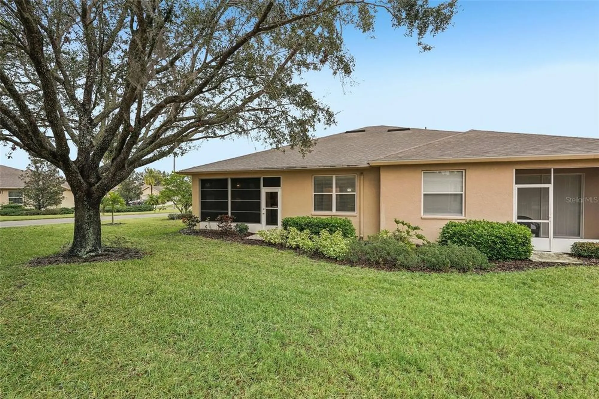 Property Slideshow image 24 of 51 | 2028 acadia greens dr, Sun City Center, FL, 33573