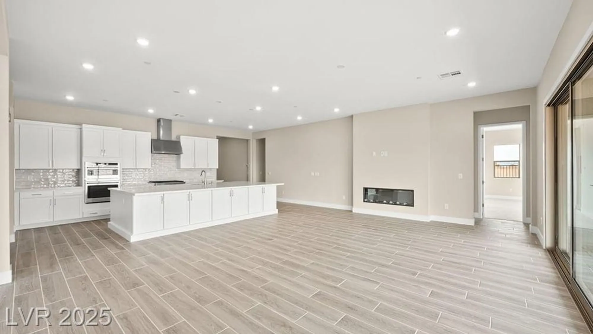 Property Slideshow image 14 of 50 | 243 paraggi bay dr, Henderson, NV, 89011