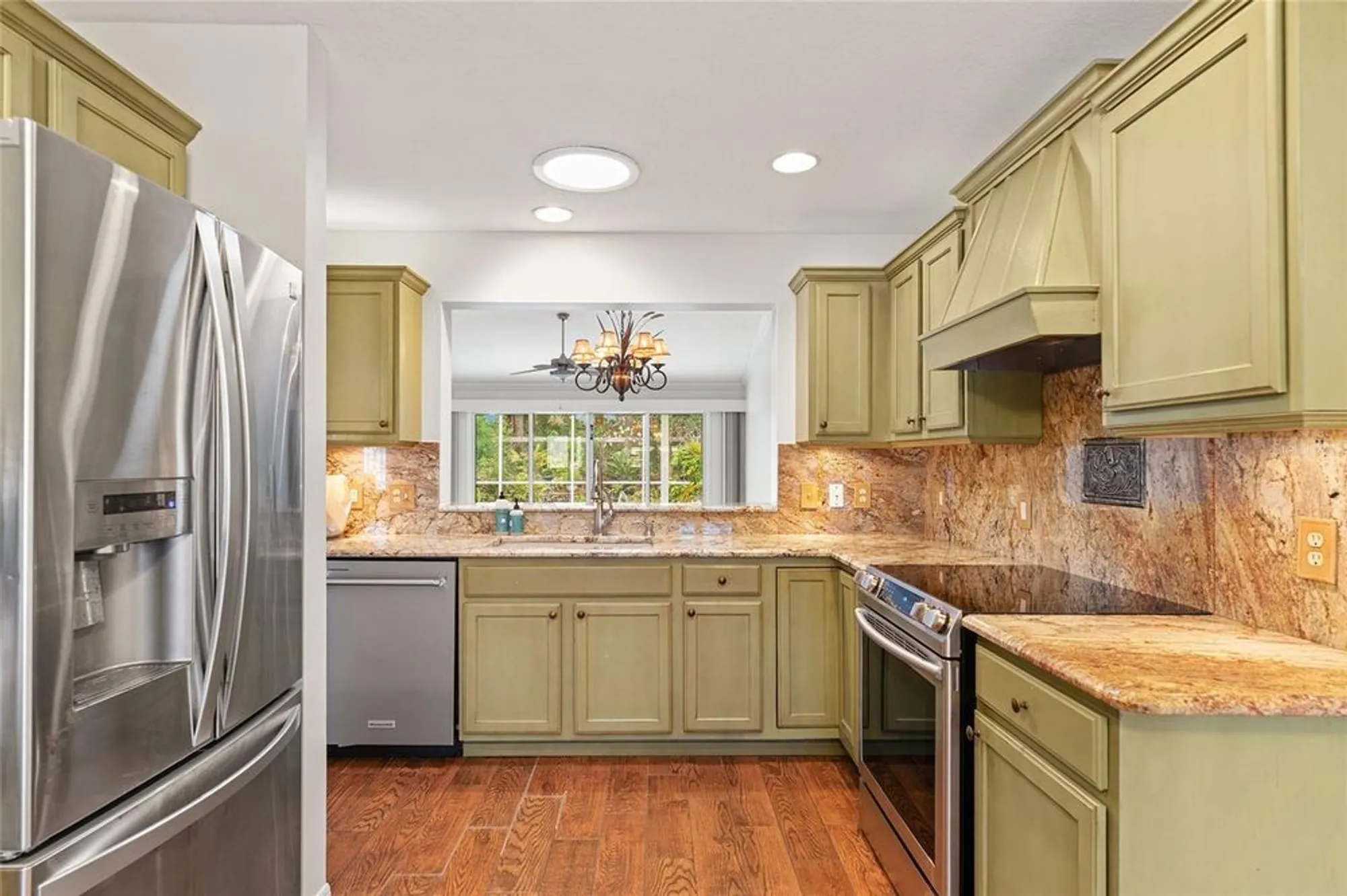 Property Slideshow image 16 of 34 | 1110 salido ave # 20, Lady Lake, FL, 32159