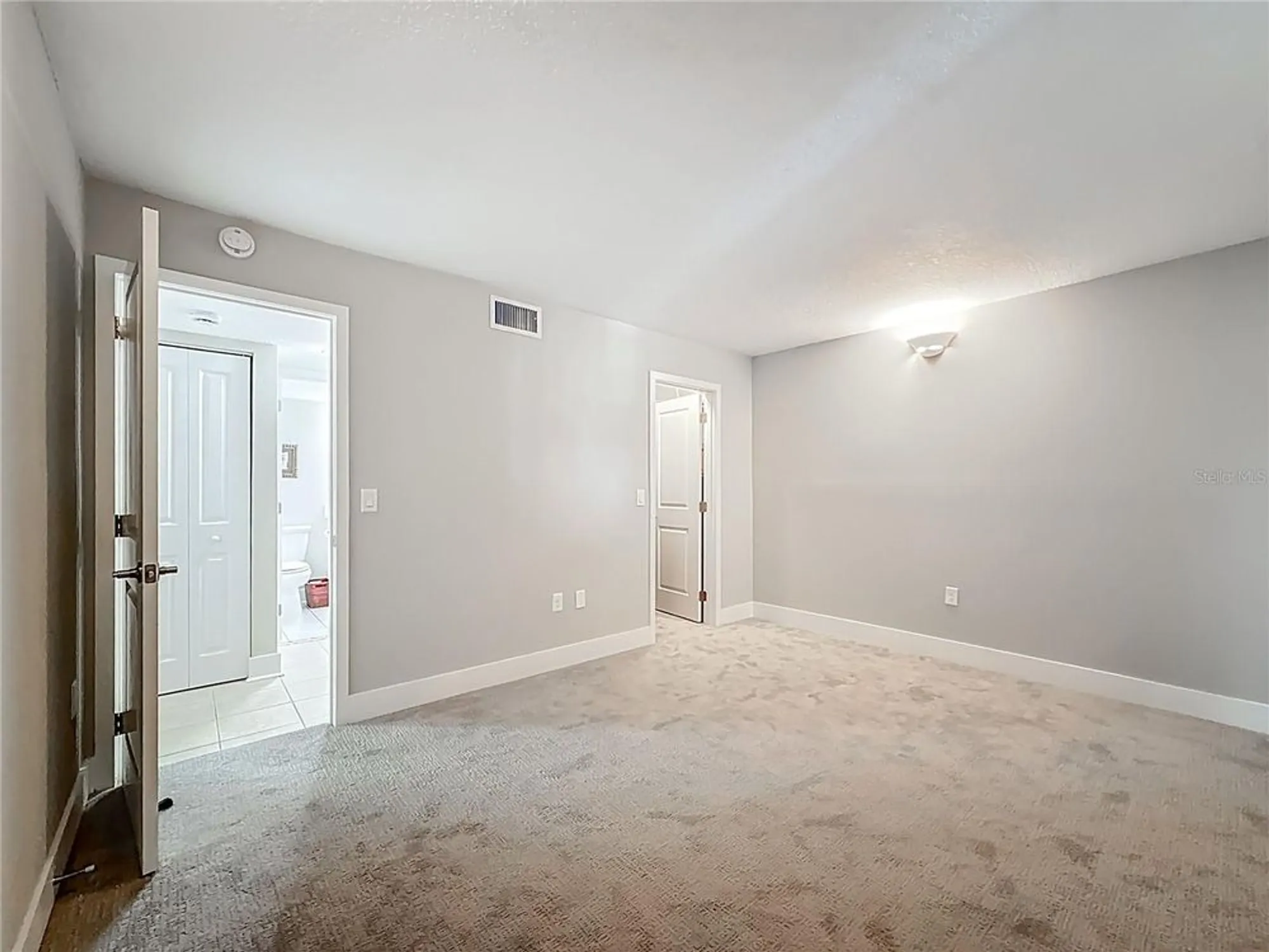 Property Slideshow image 28 of 65 | 7930 sun island dr 111, South Pasadena, FL, 33707