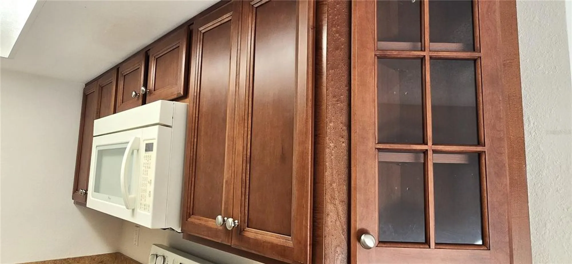 Property Slideshow image 15 of 65 | 3076 eastland blvd 106, Clearwater, FL, 33761