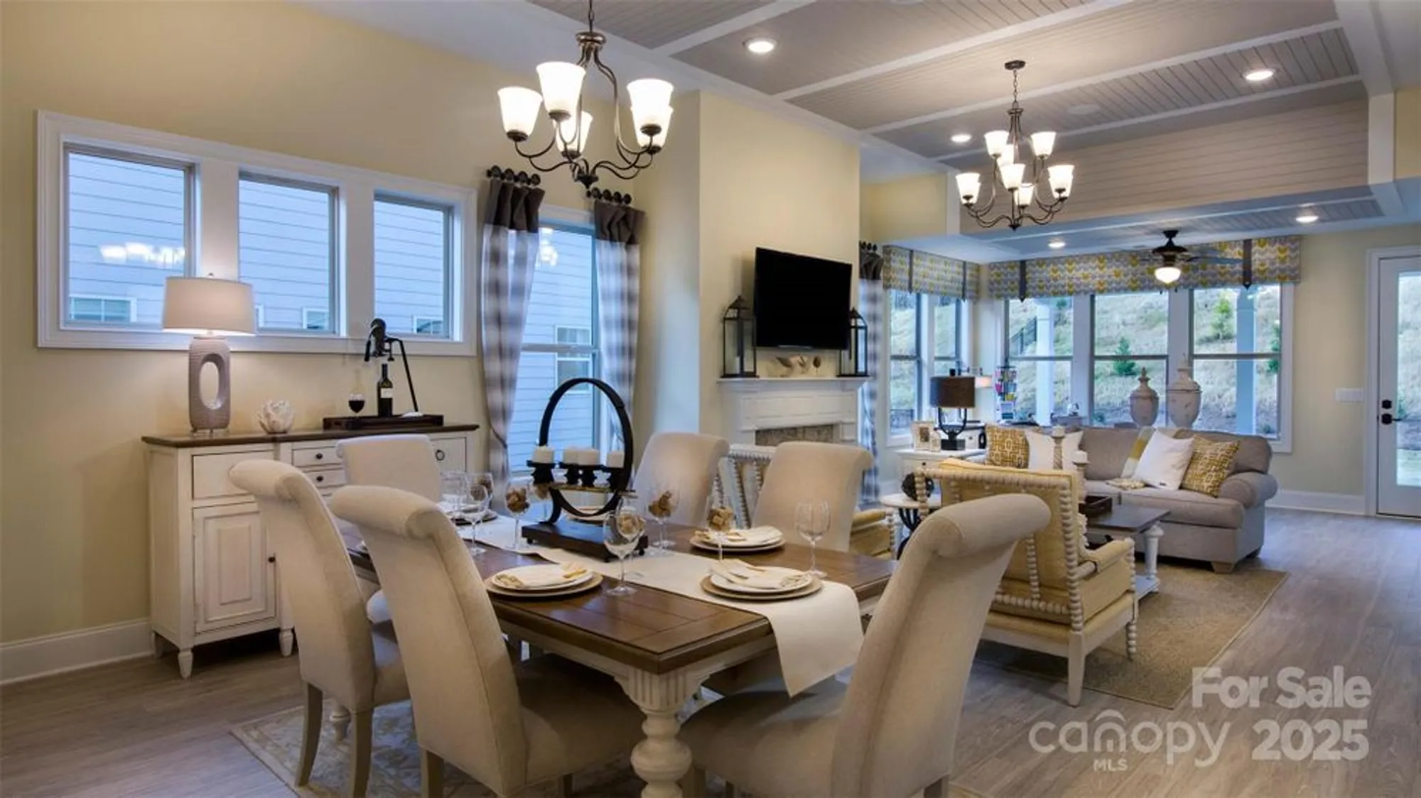 Property Slideshow image 3 of 19 | 8917 silver springs ct, Charlotte, NC, 28215
