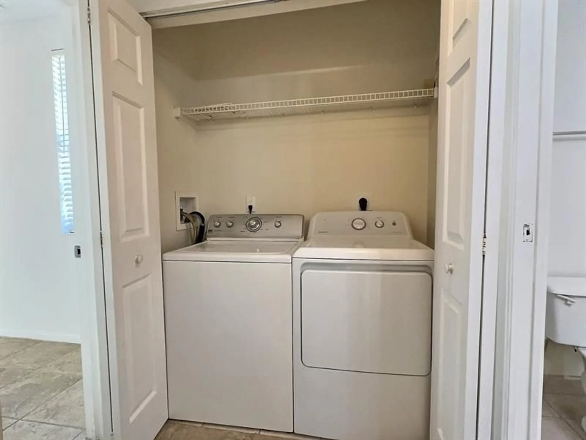 Property Slideshow image 27 of 35 | 7940 n nob hill rd 108, Tamarac, FL, 33321