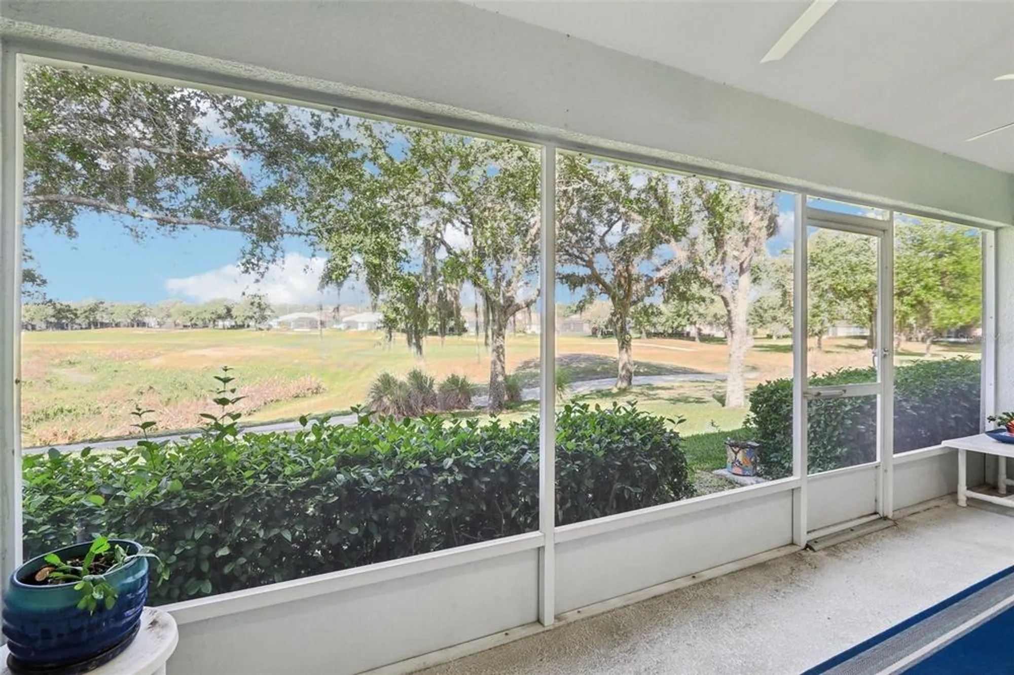 Property Slideshow image 4 of 35 | 26821 augusta springs cir, Leesburg, FL, 34748