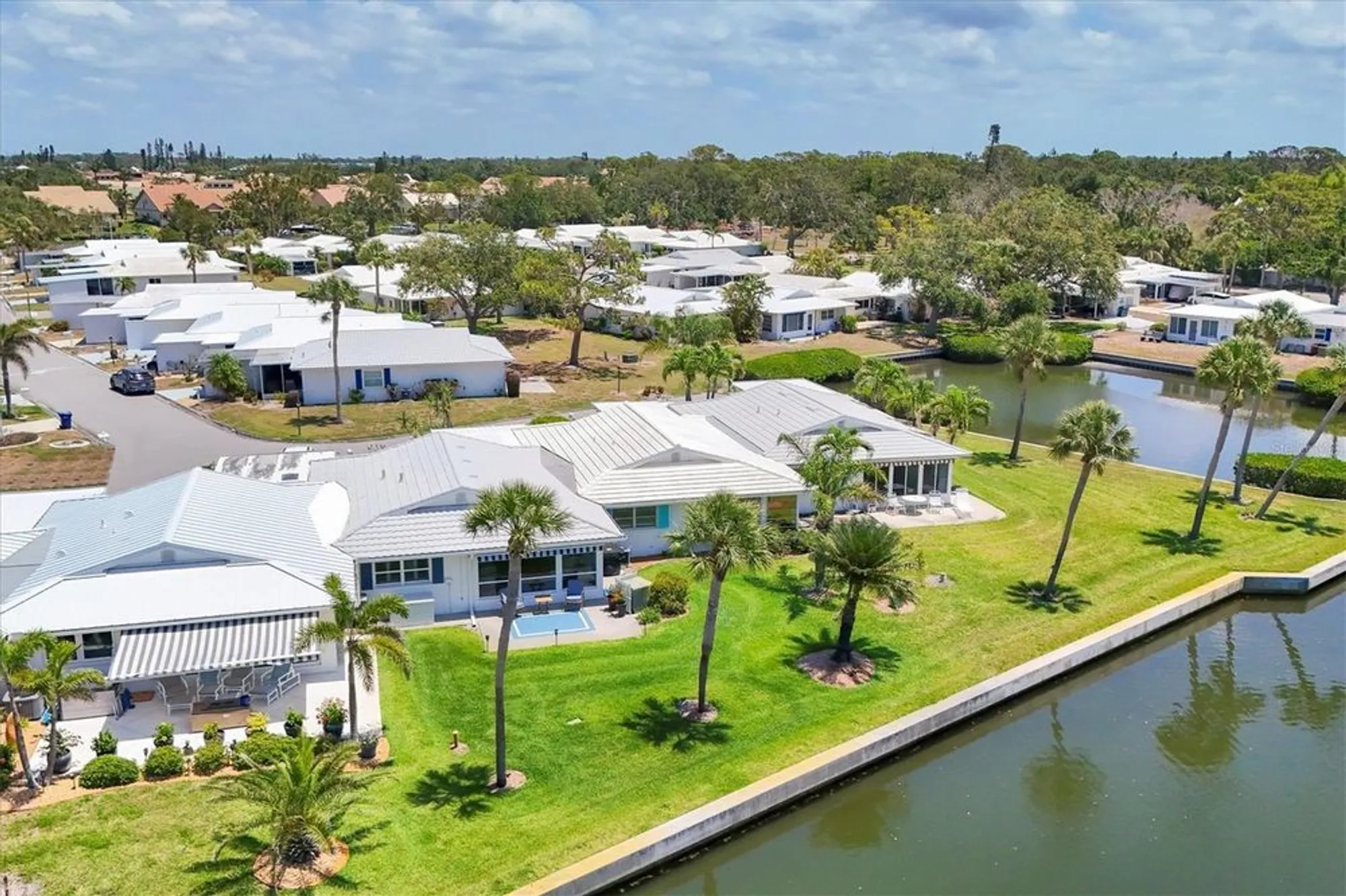 Property Slideshow image 37 of 53 | 608 fair winds dr, Nokomis, FL, 34275