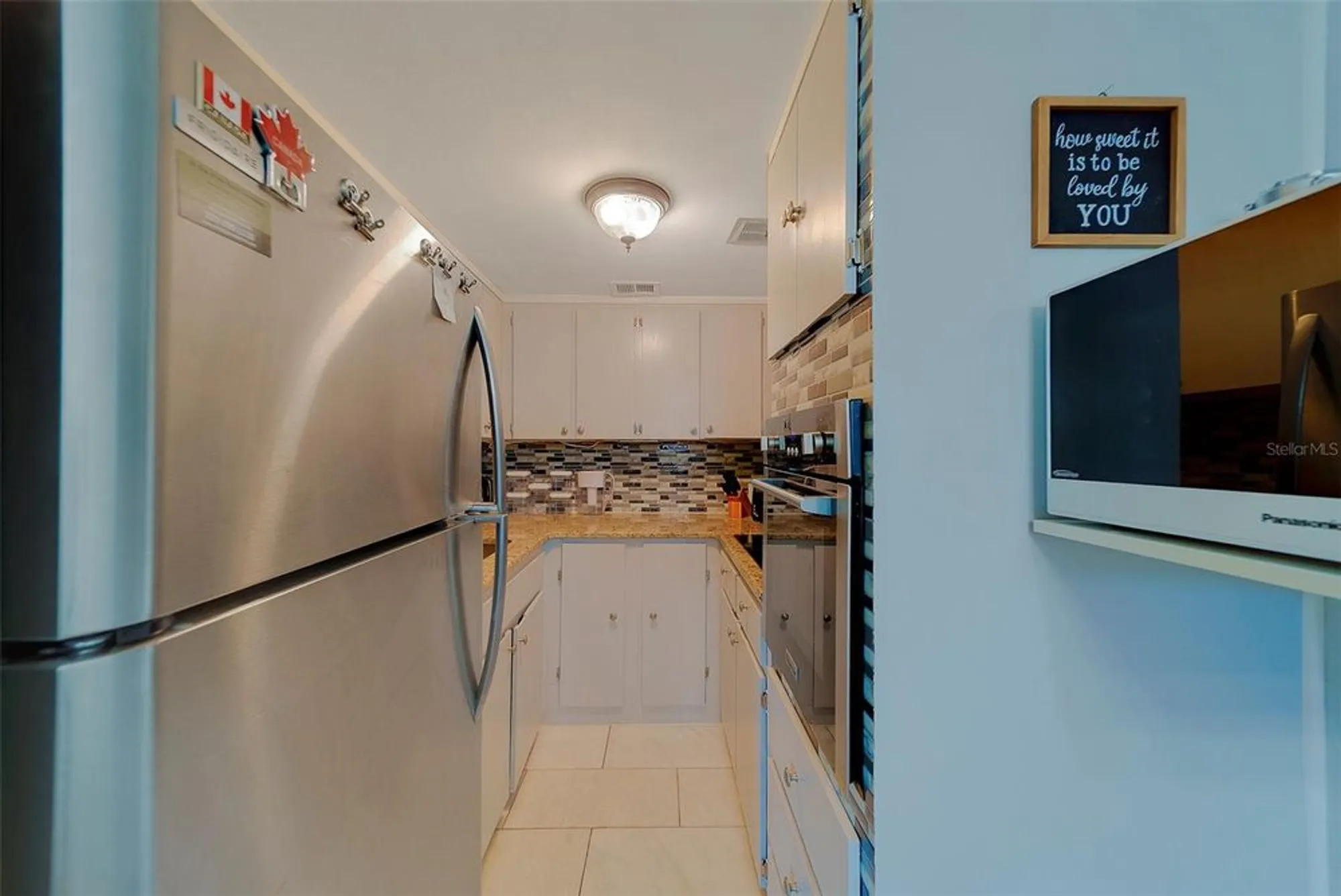 Property Slideshow image 16 of 55 | 2433 brazilia dr apt 5, Clearwater, FL, 33763