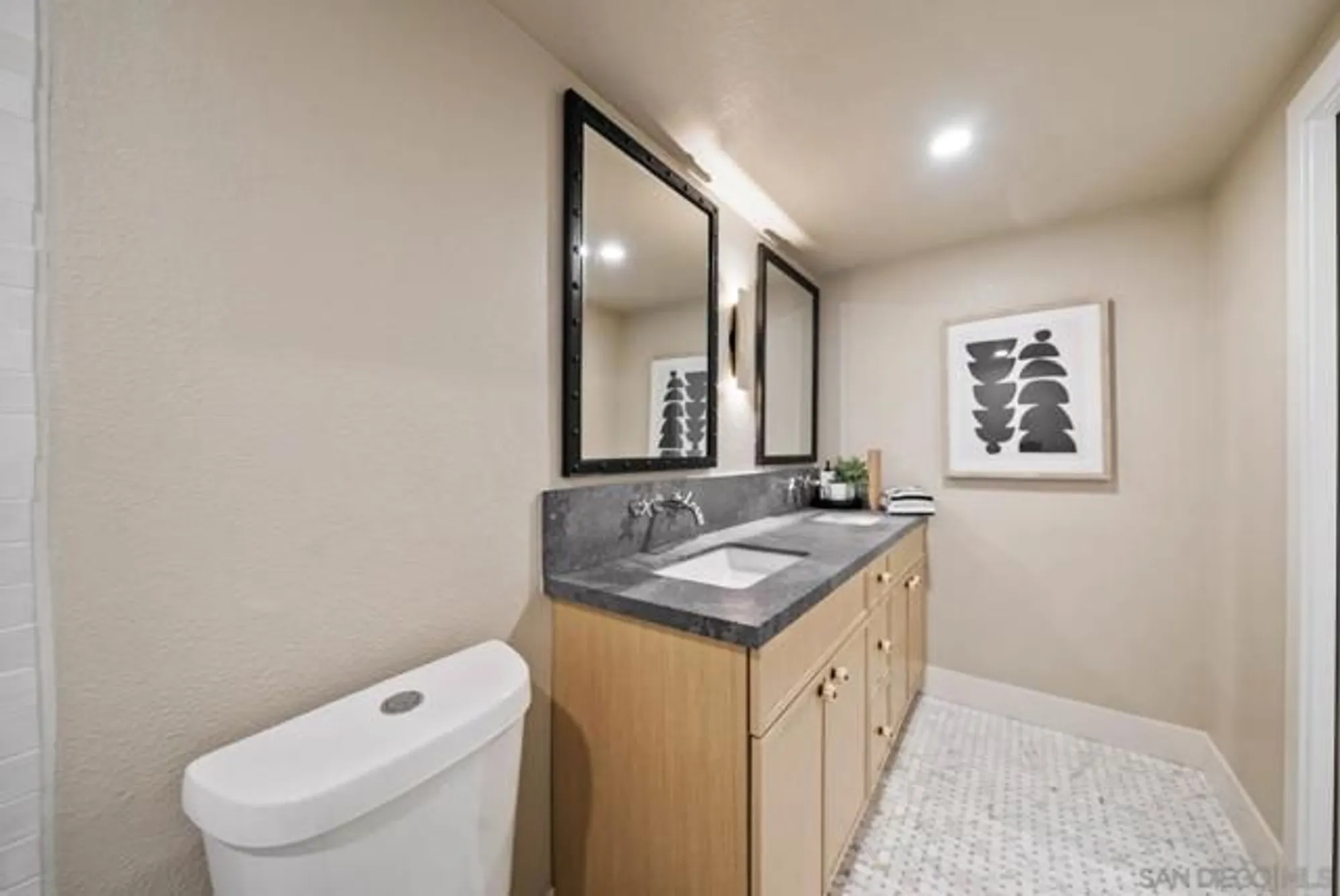 Property Slideshow image 5 of 29 | 4946 kalamis way, Oceanside, CA, 92056