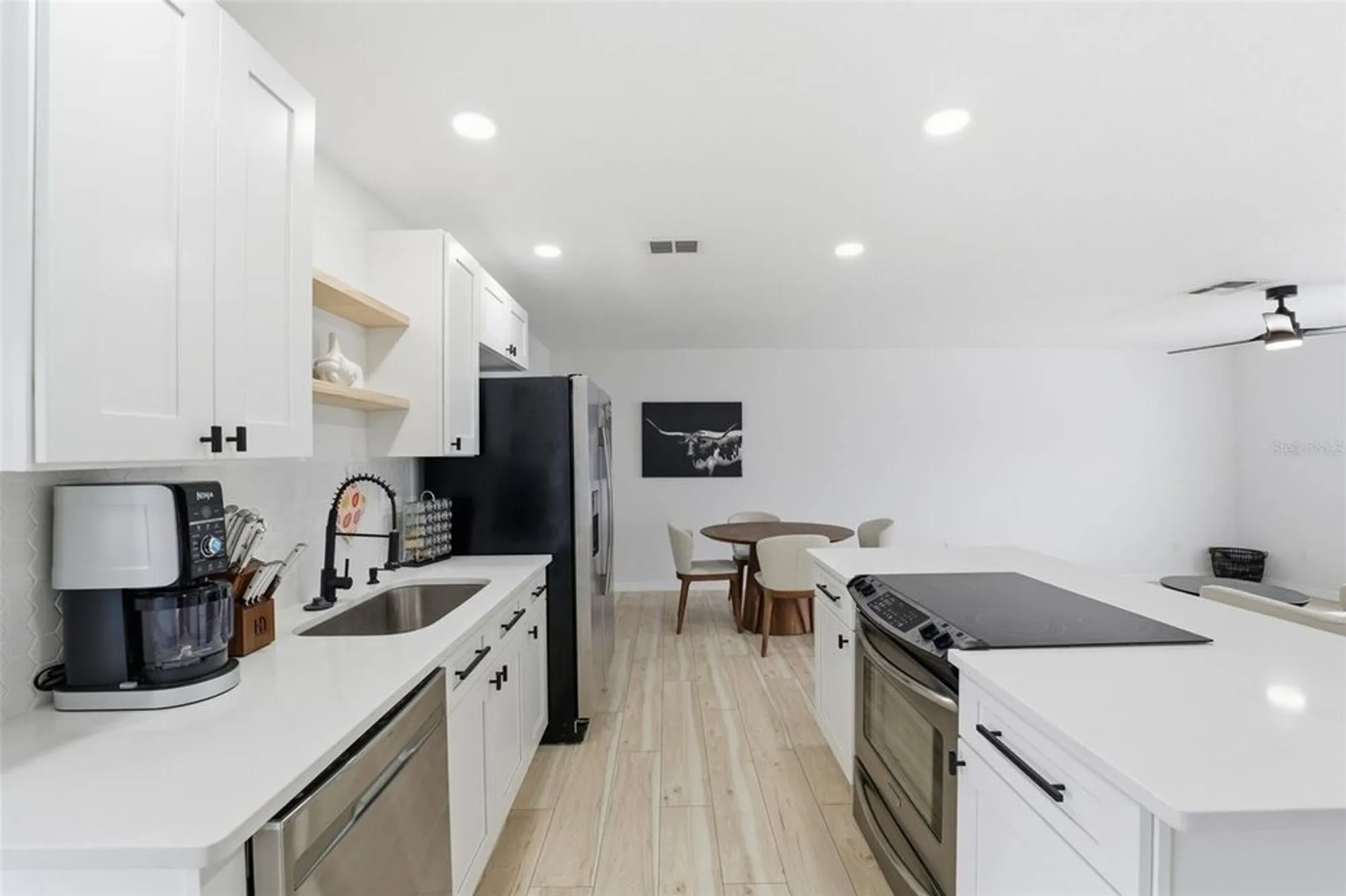 Property Slideshow image 11 of 22 | 8025 san fernando dr, Port Richey, FL, 34668