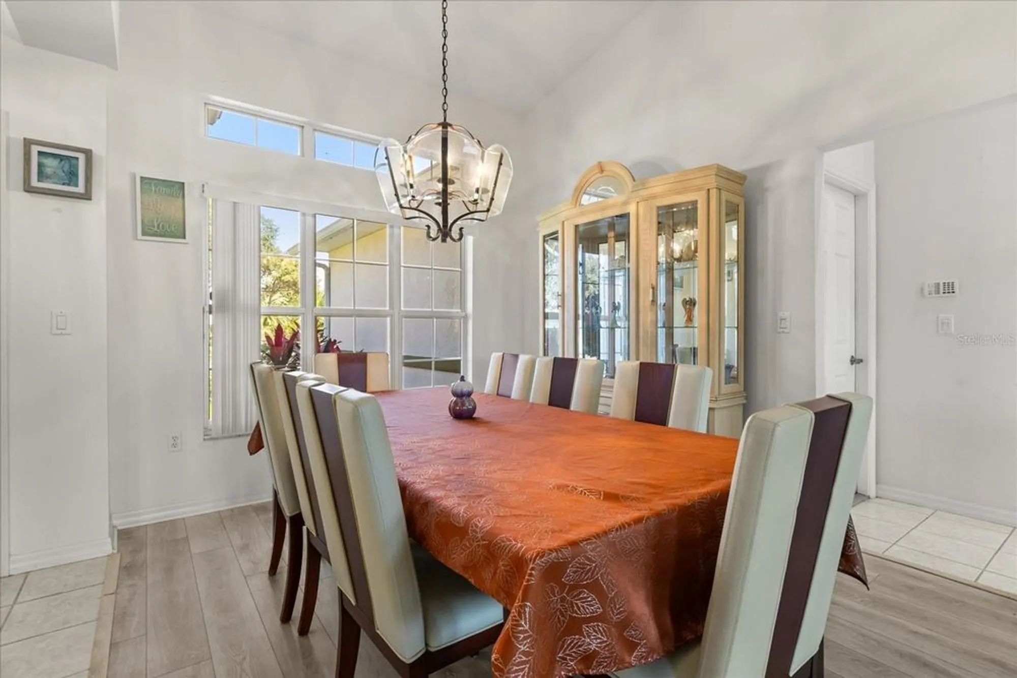 Property Slideshow image 14 of 52 | 5435 grove mnr, Lady Lake, FL, 32159