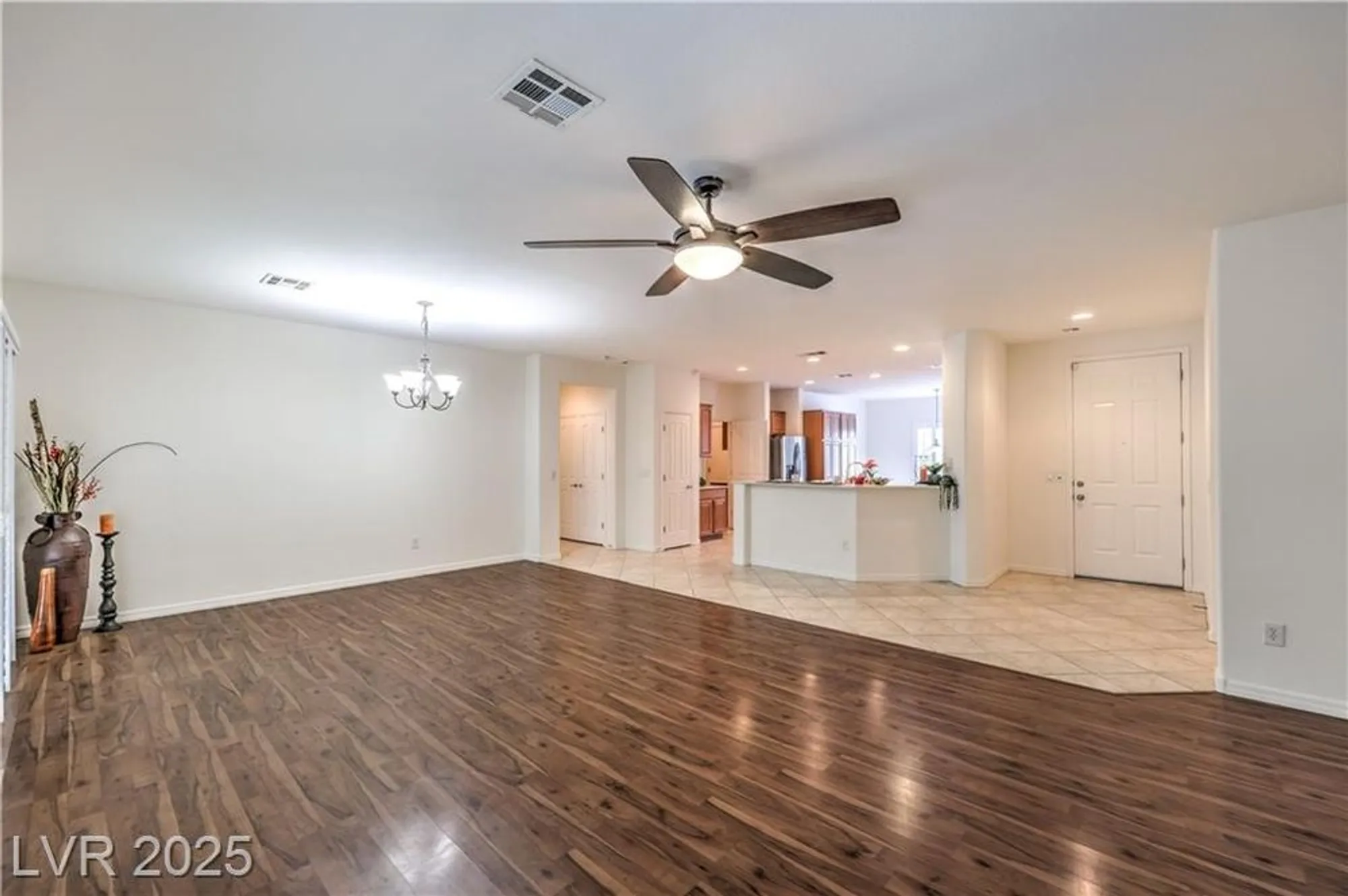 Property Slideshow image 6 of 40 | 2317 shorewood hills ave, Henderson, NV, 89052