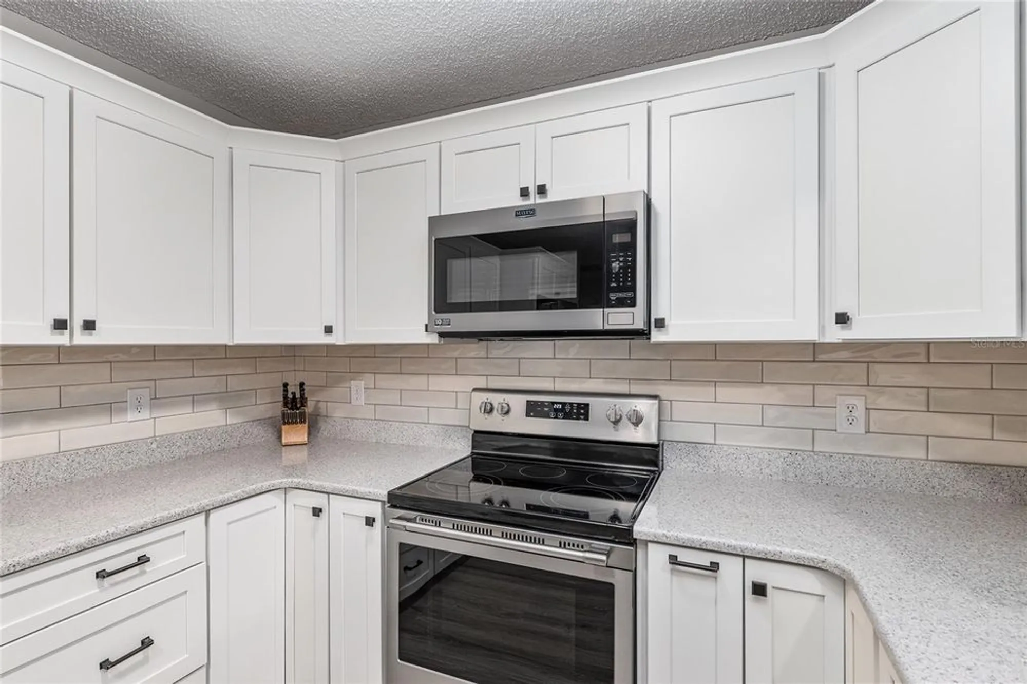 Property Slideshow image 25 of 51 | 8532 sw 93rd pl b, Ocala, FL, 34481